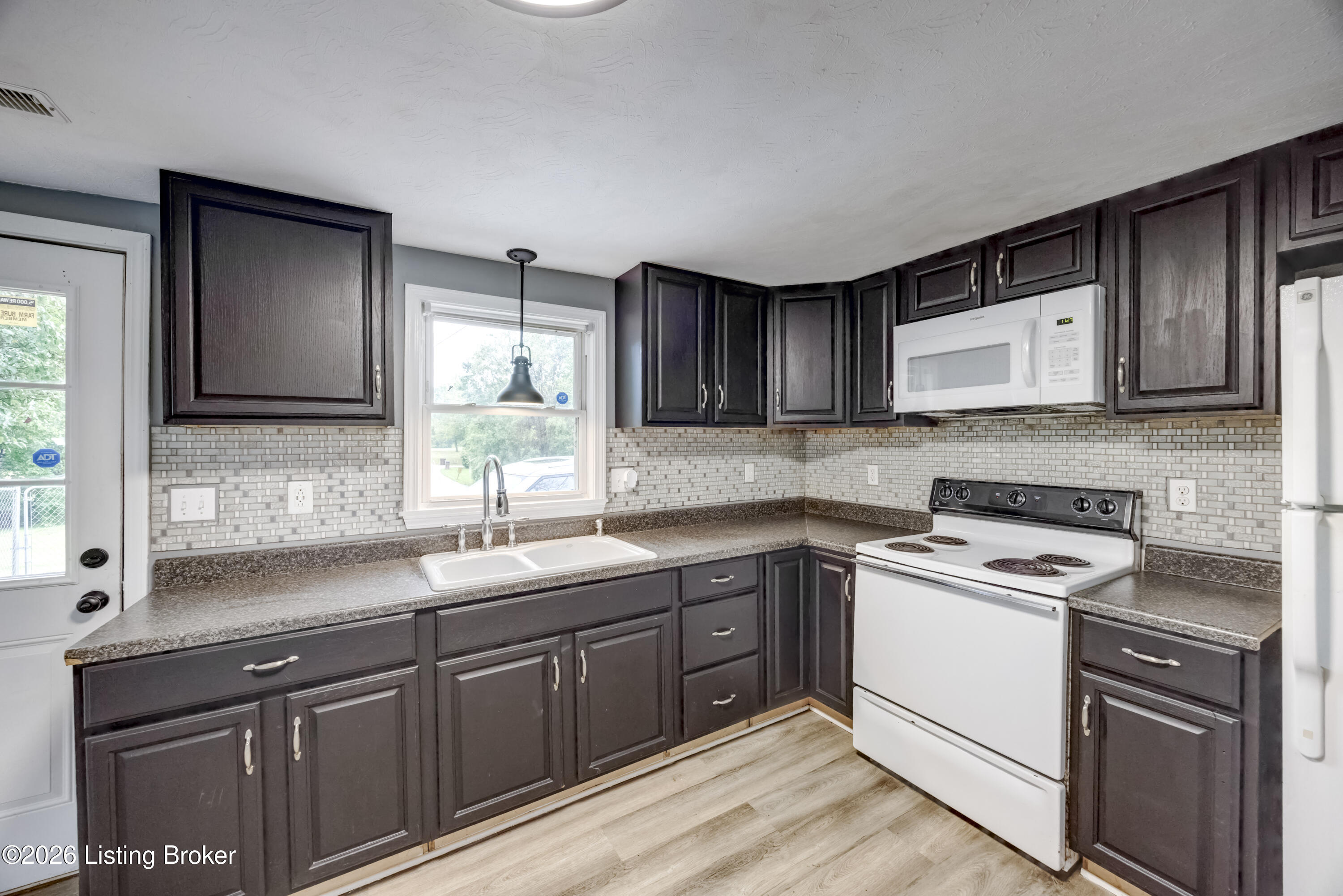 2787 Ky-44 Property Photo 14