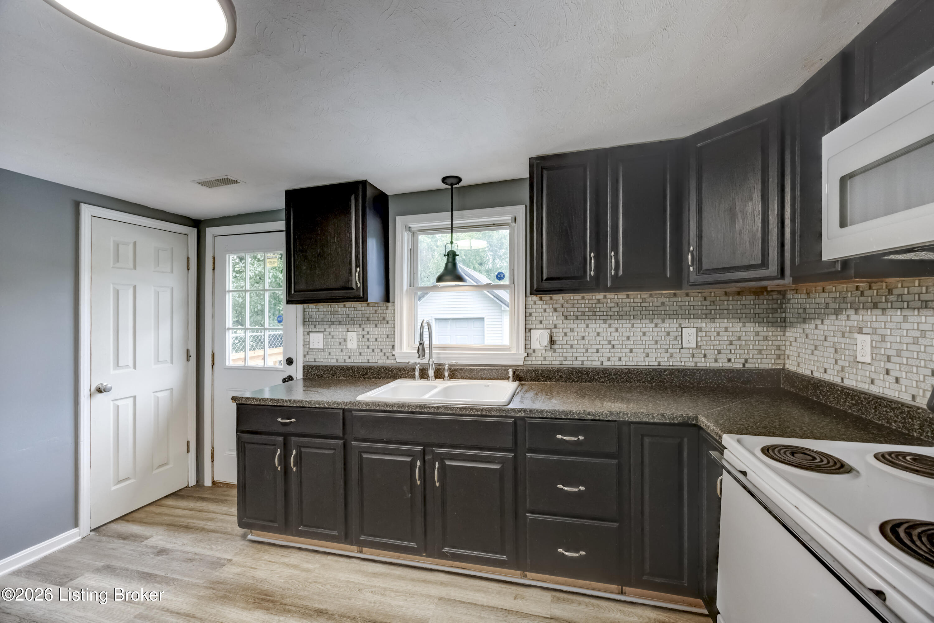 2787 Ky-44 Property Photo 15