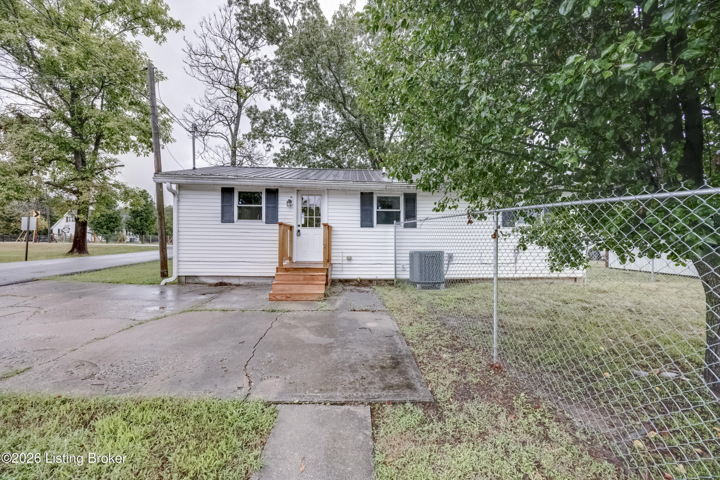 2787 Ky-44 Property Photo 31
