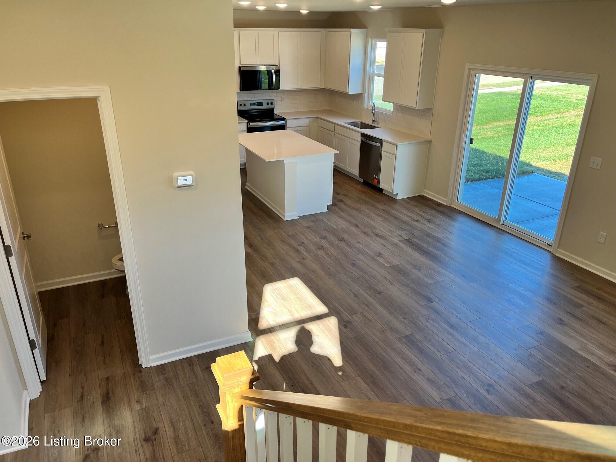 8401 Hollis Vw Way Property Photo 11