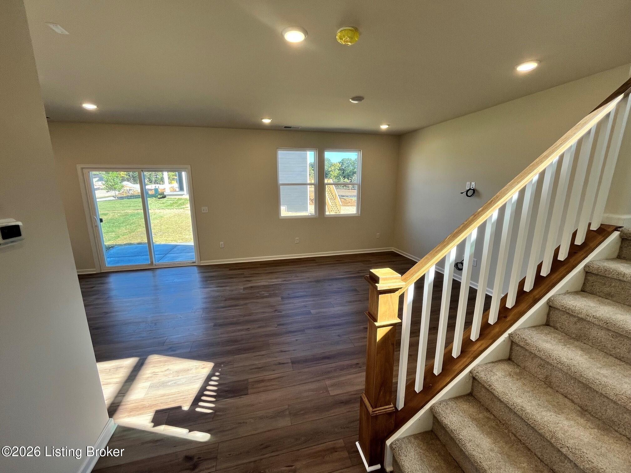 8401 Hollis Vw Way Property Photo 12