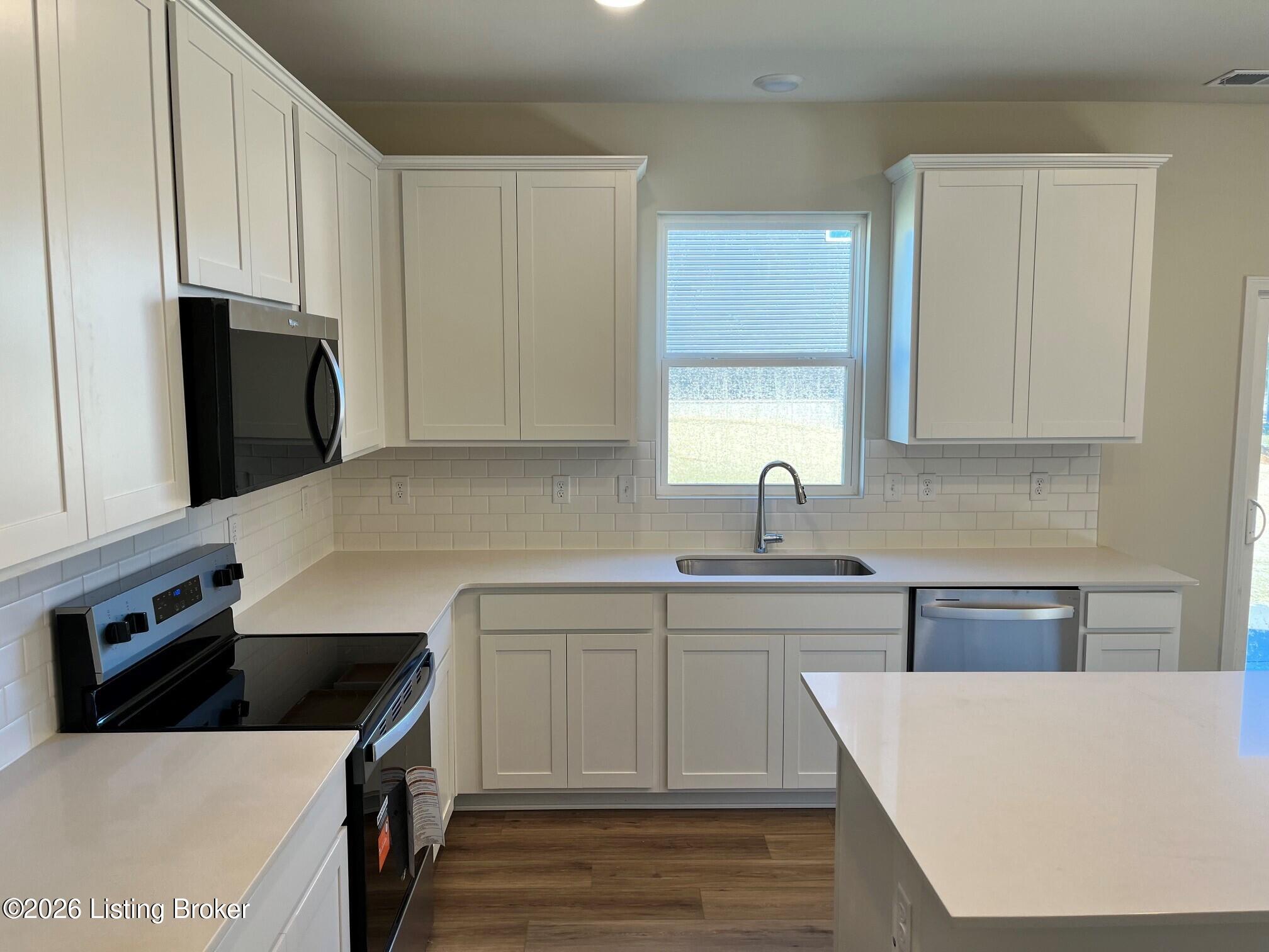 8401 Hollis Vw Way Property Photo 16