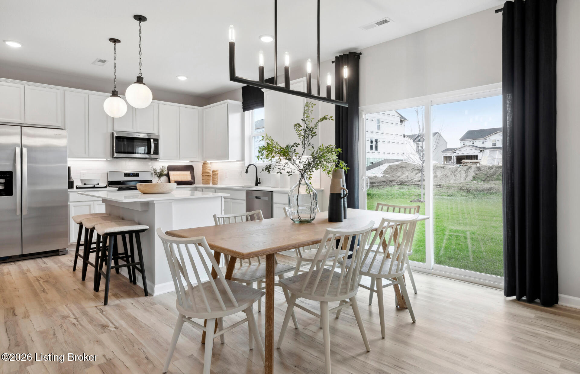 8401 Hollis Vw Way Property Photo 18