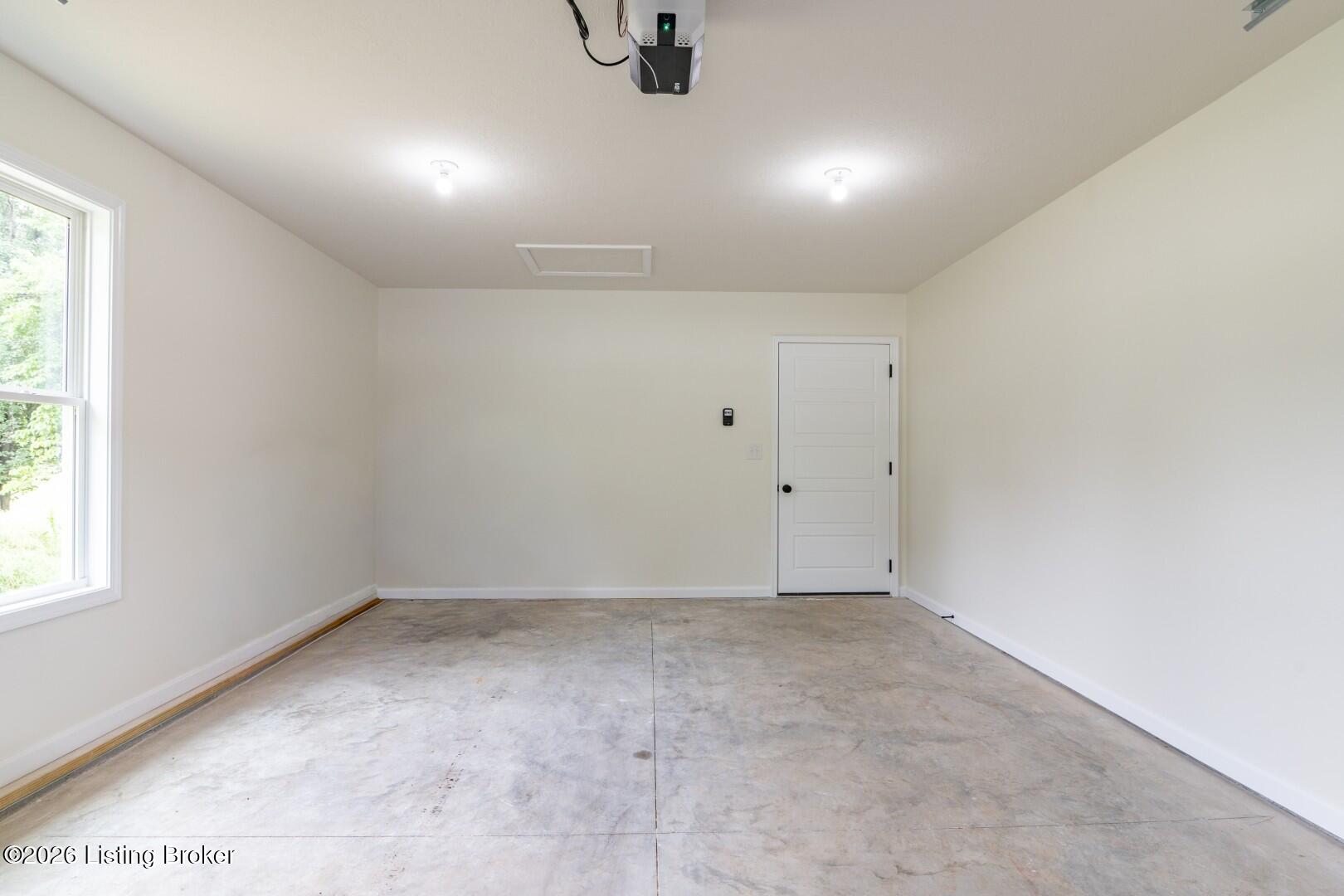114 E Main St Property Photo 40