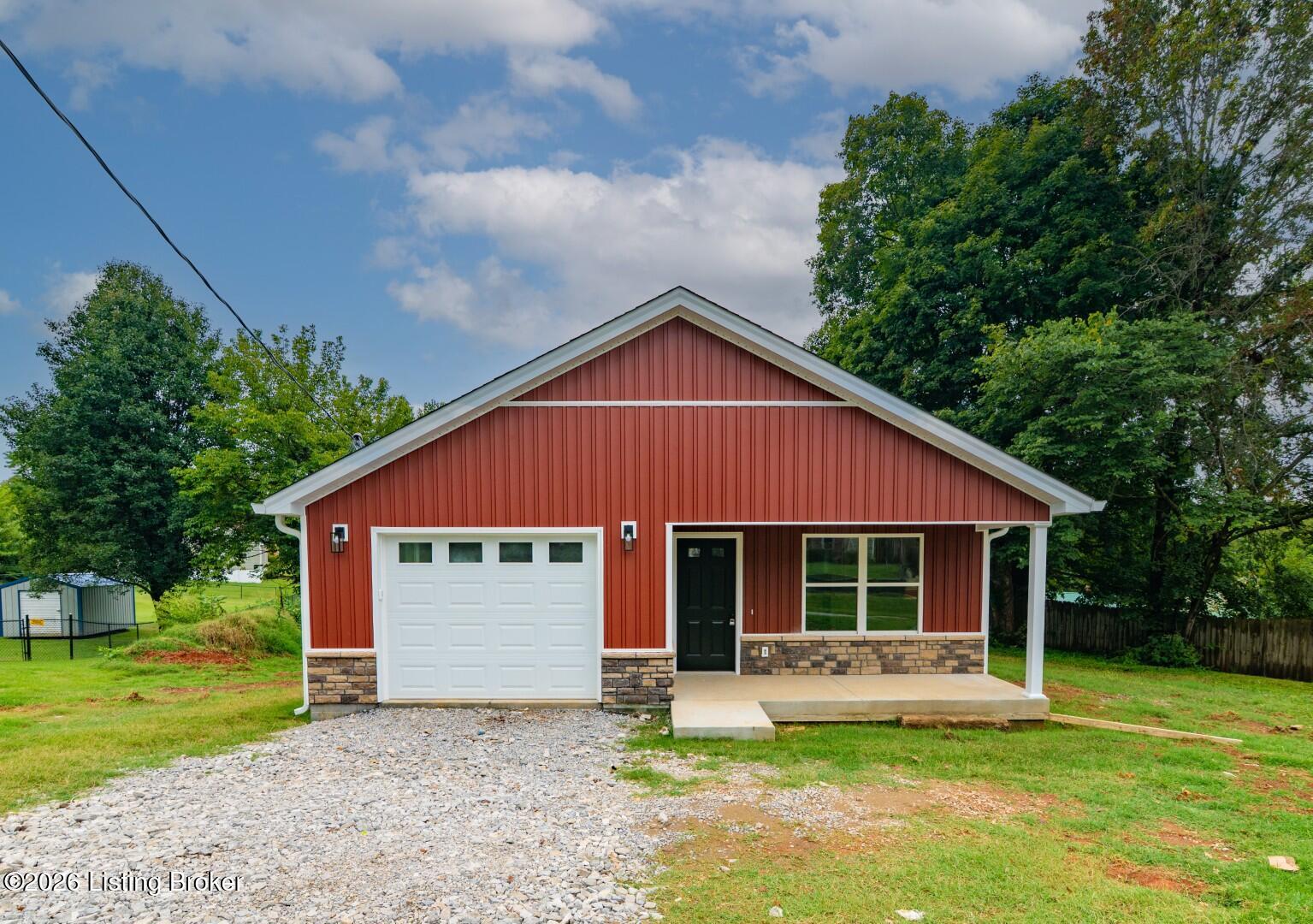 114 E Main St Property Photo 50