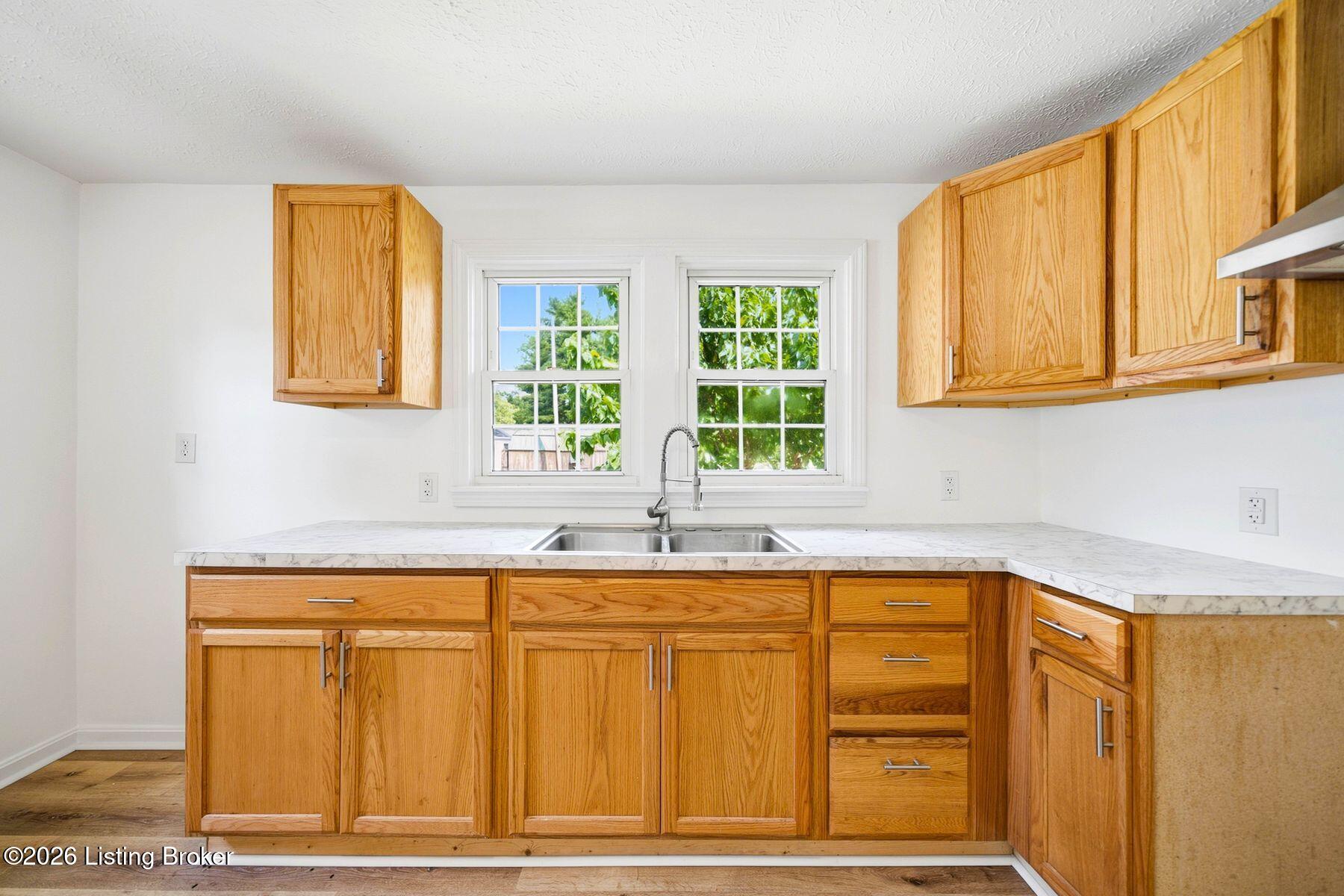 203 Leitchfield Rd Property Photo 13