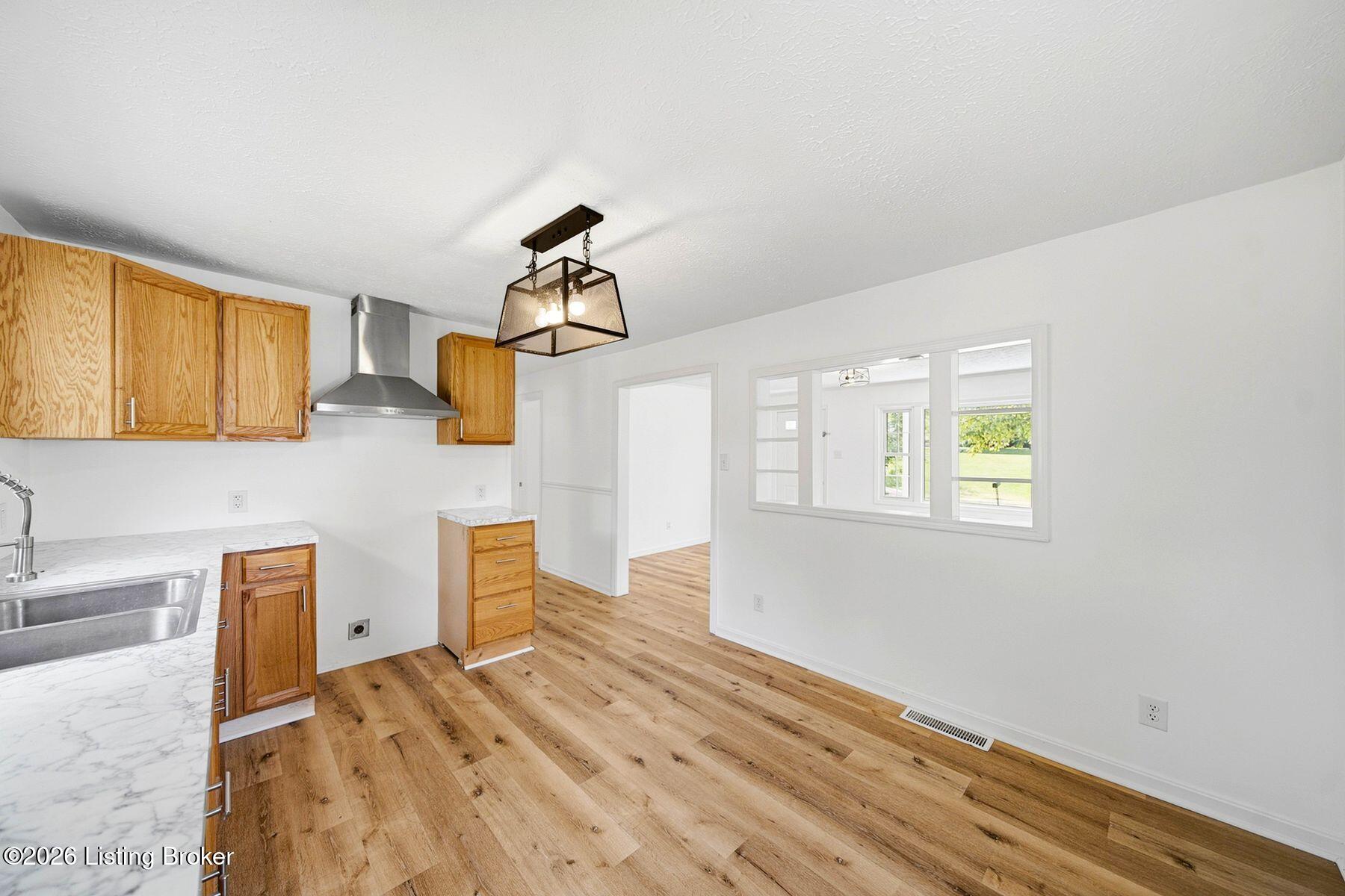 203 Leitchfield Rd Property Photo 14