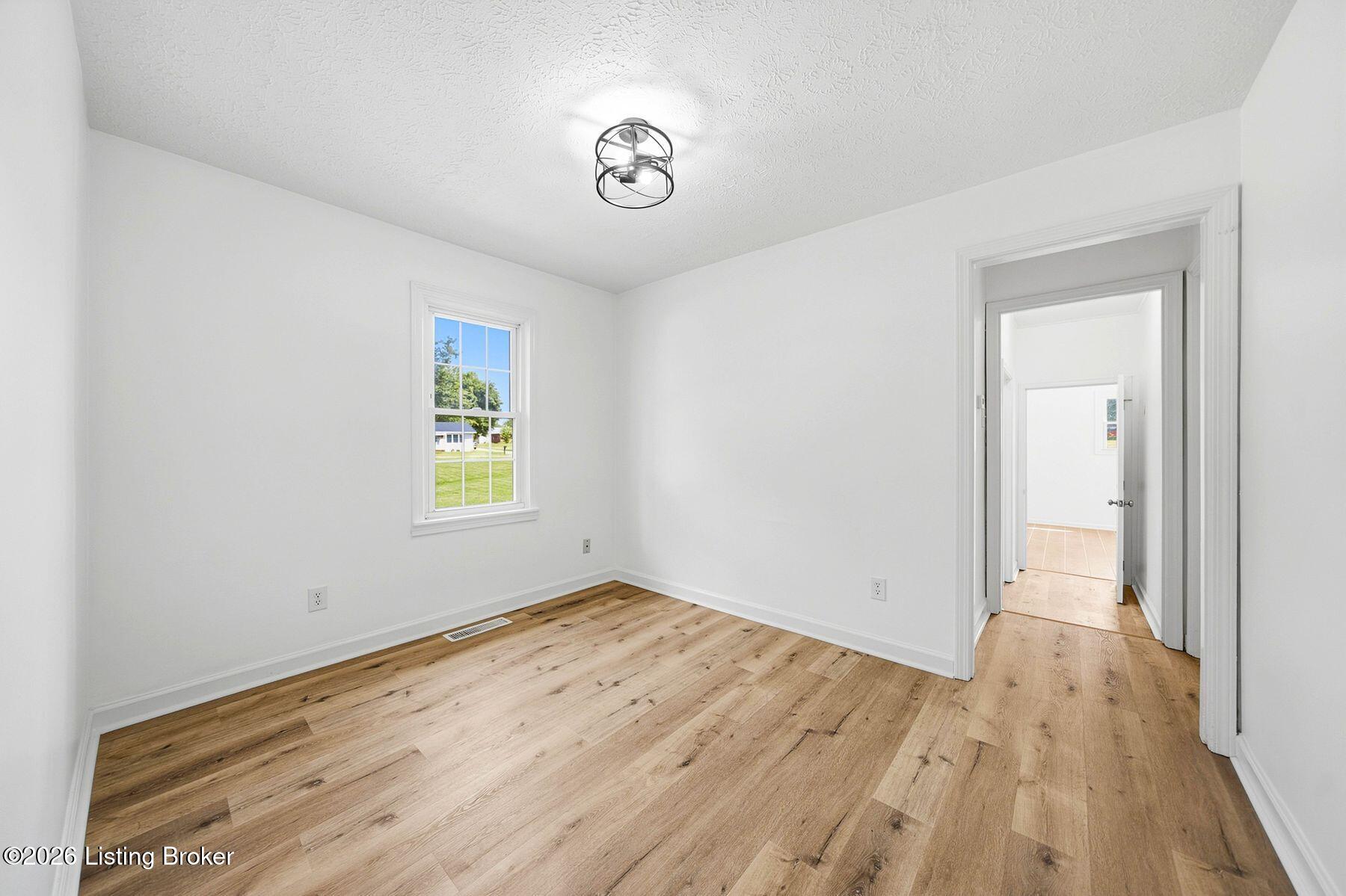 203 Leitchfield Rd Property Photo 21