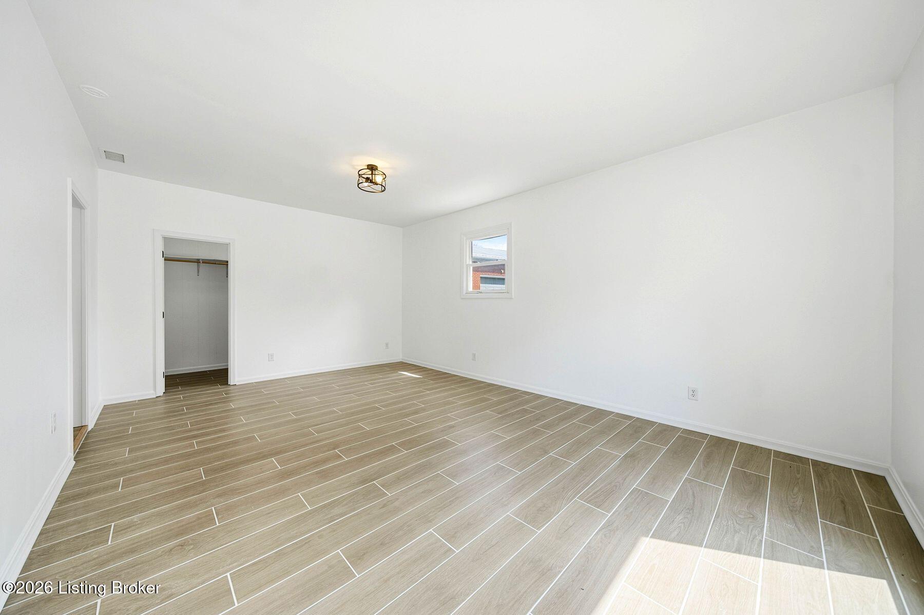 203 Leitchfield Rd Property Photo 33