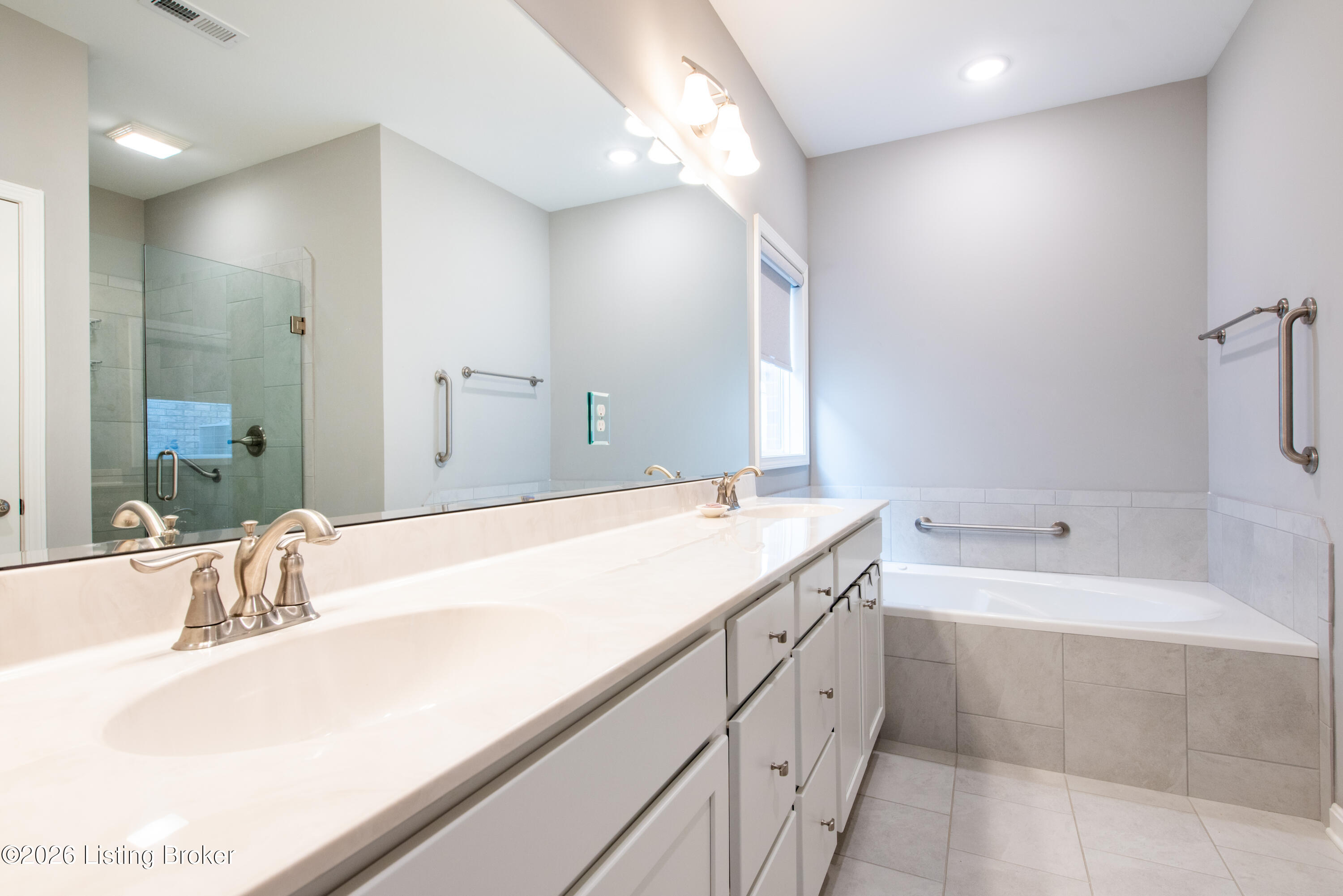 14114 Harkaway Ave Property Photo 20