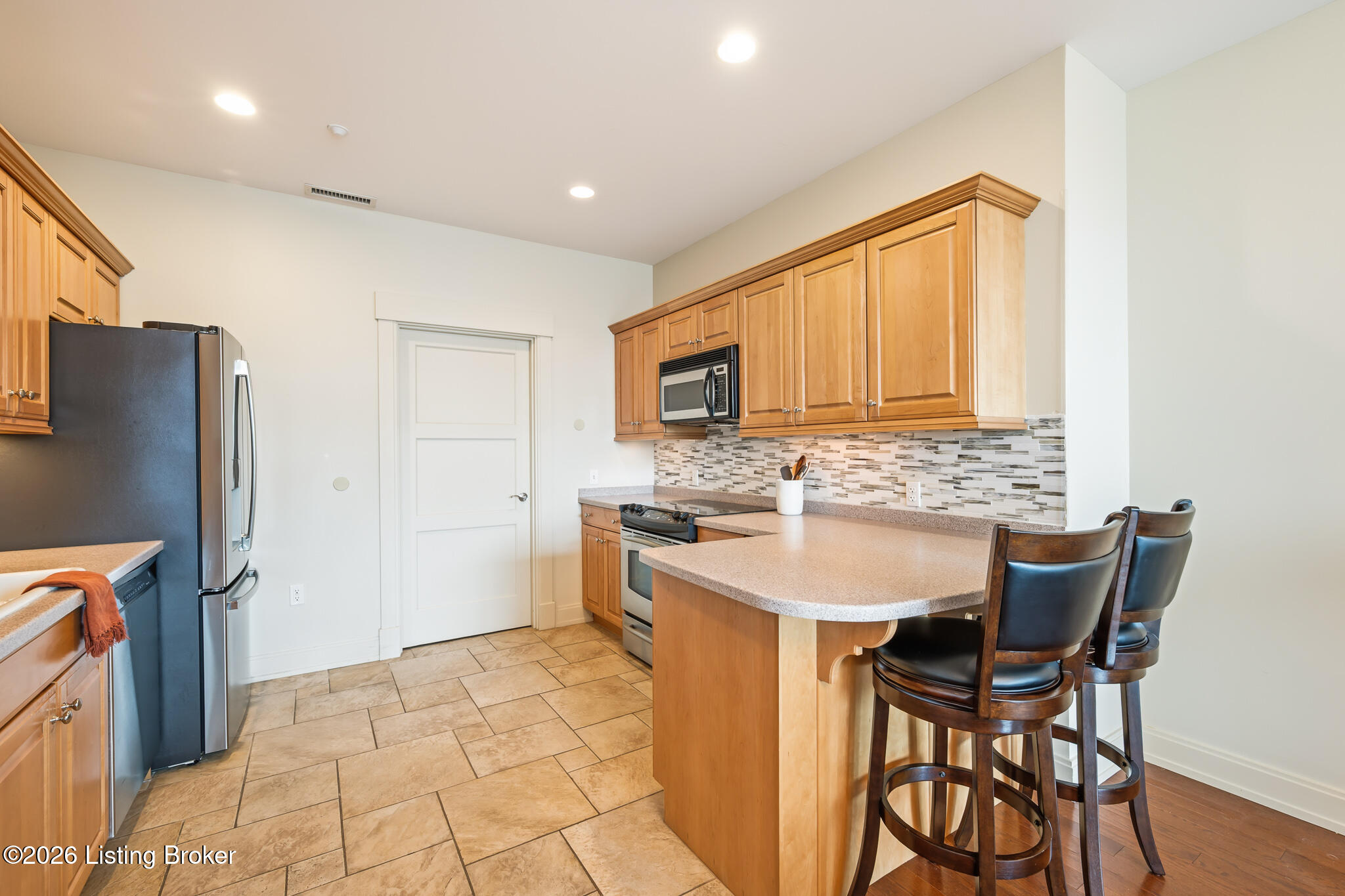 222 E Witherspoon St 806 Property Photo 16