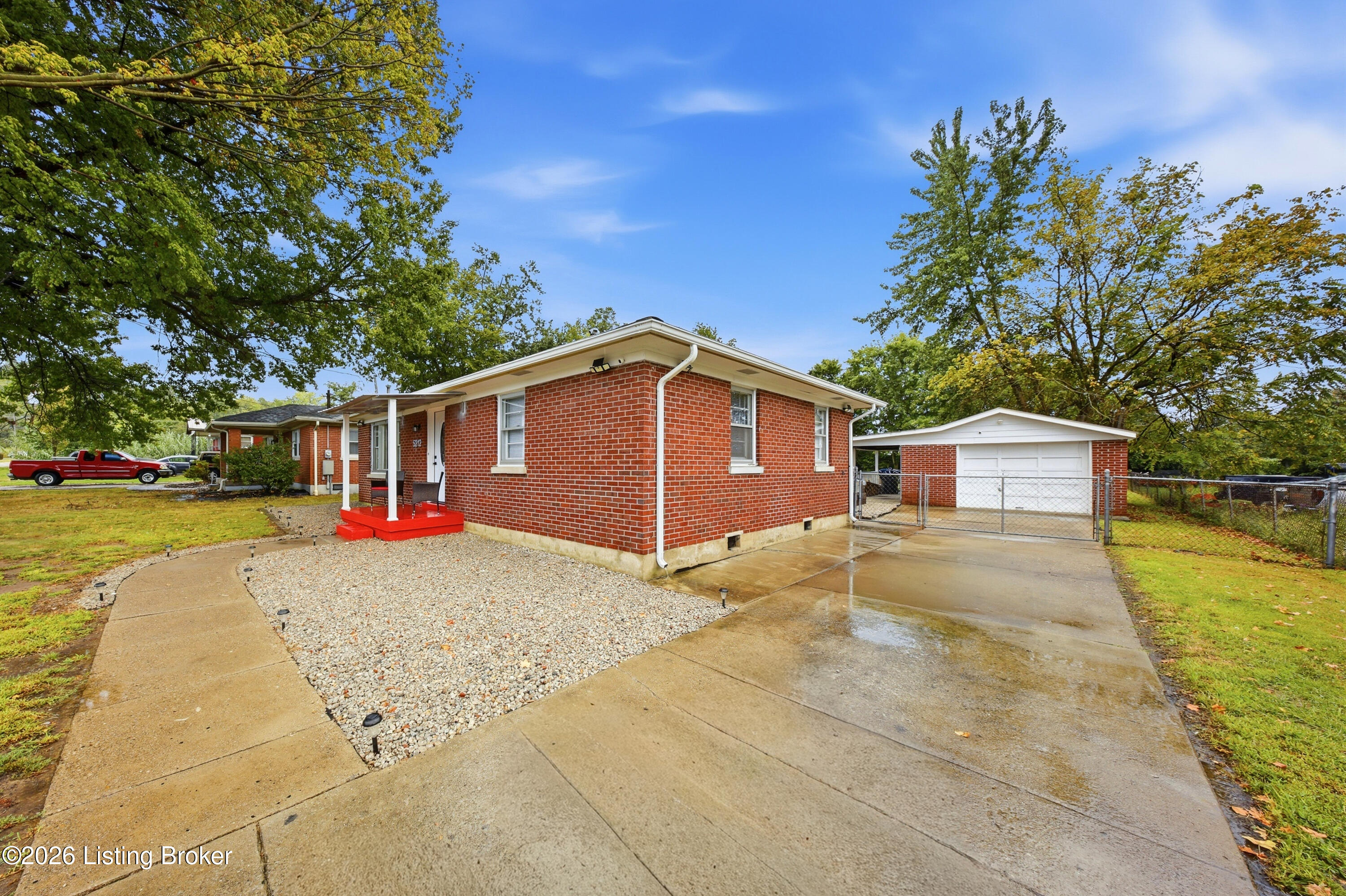 5212 Witten Dr Property Photo 4
