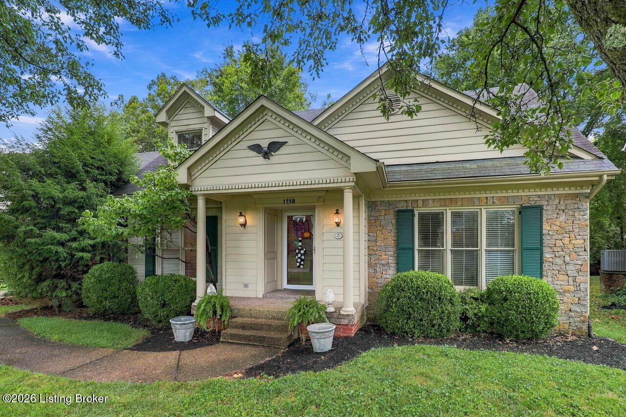1118 Blackthorn Rd Property Photo 1