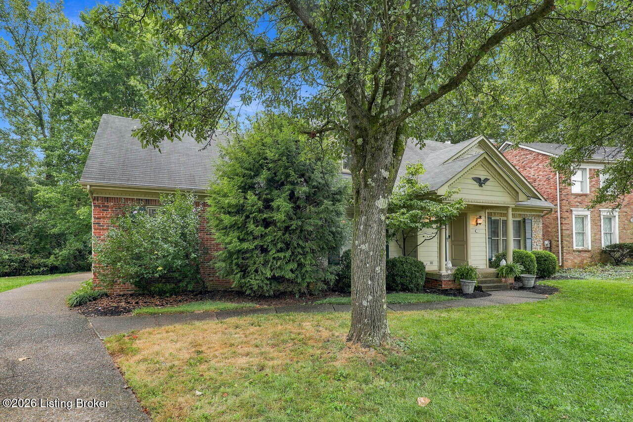 1118 Blackthorn Rd Property Photo 5