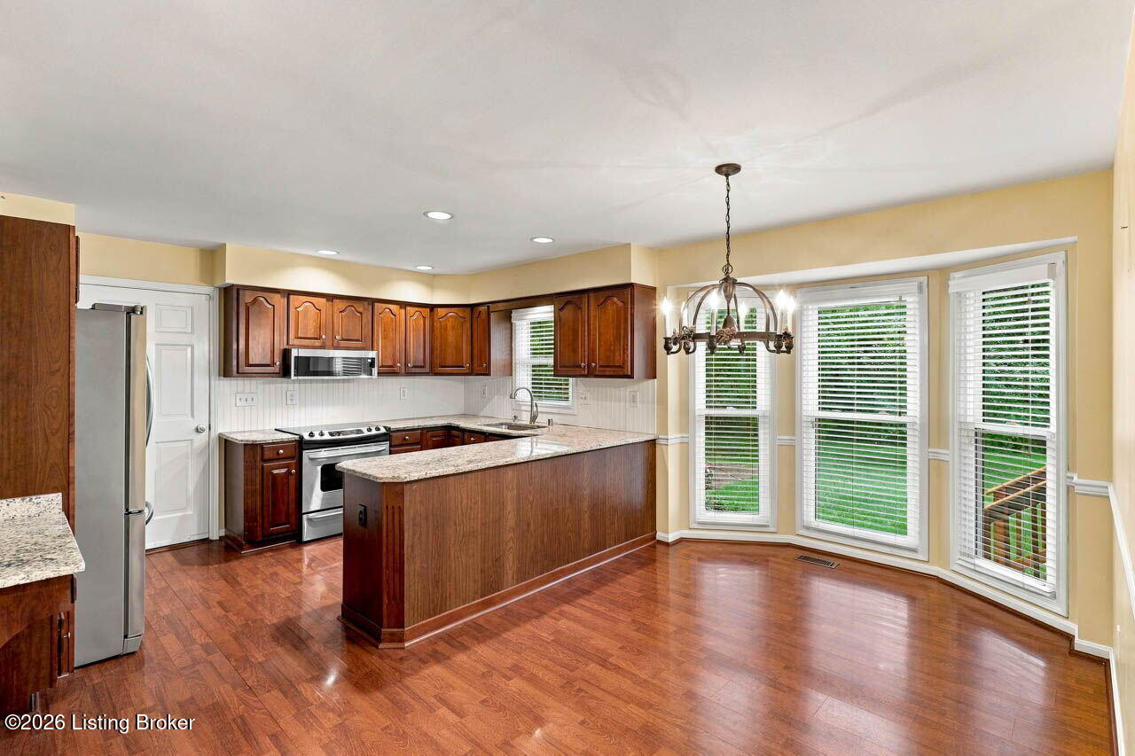 1118 Blackthorn Rd Property Photo 15