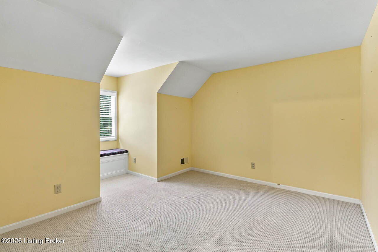 1118 Blackthorn Rd Property Photo 36