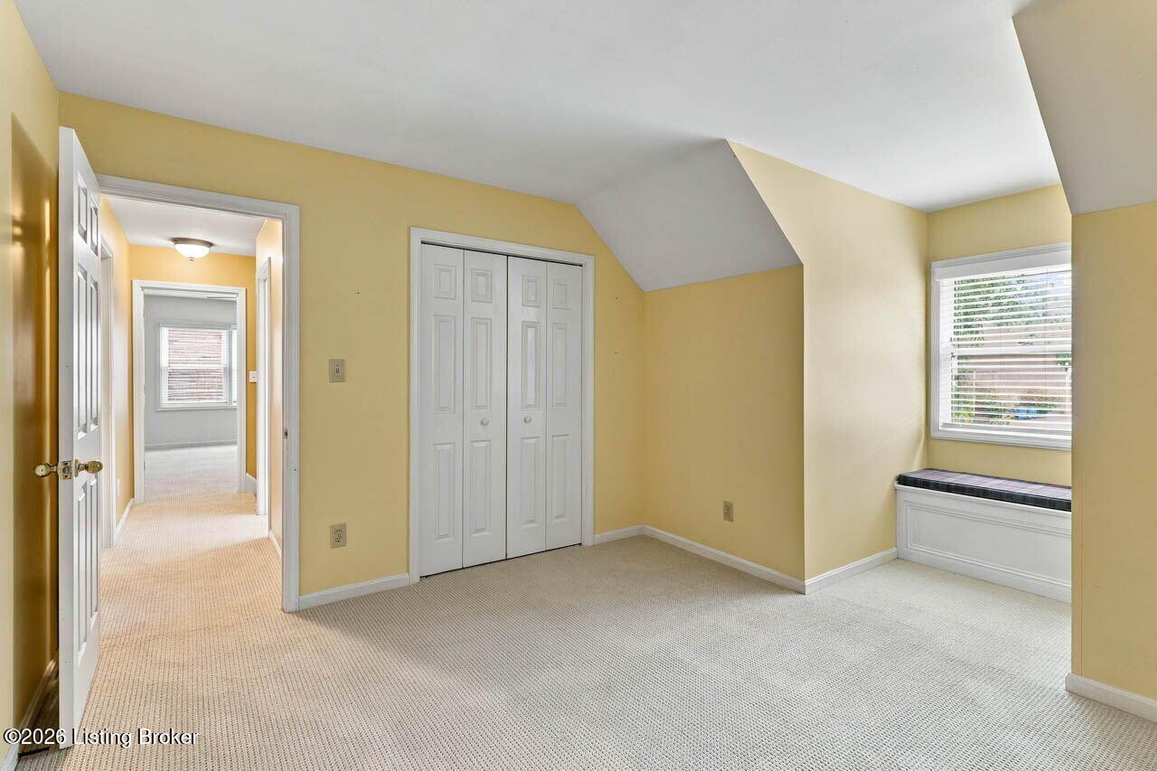 1118 Blackthorn Rd Property Photo 37