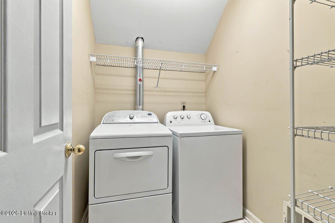 1118 Blackthorn Rd Property Photo 41