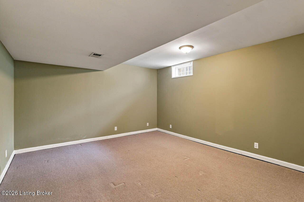 1118 Blackthorn Rd Property Photo 47
