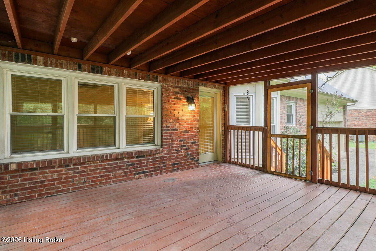 1118 Blackthorn Rd Property Photo 51