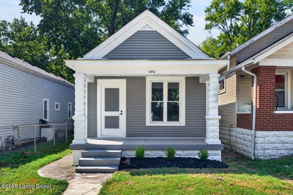 3212 W Kentucky St Property Photo