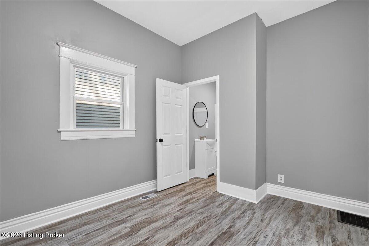 3212 W Kentucky St Property Photo 8