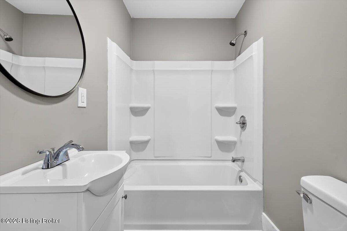 3212 W Kentucky St Property Photo 9