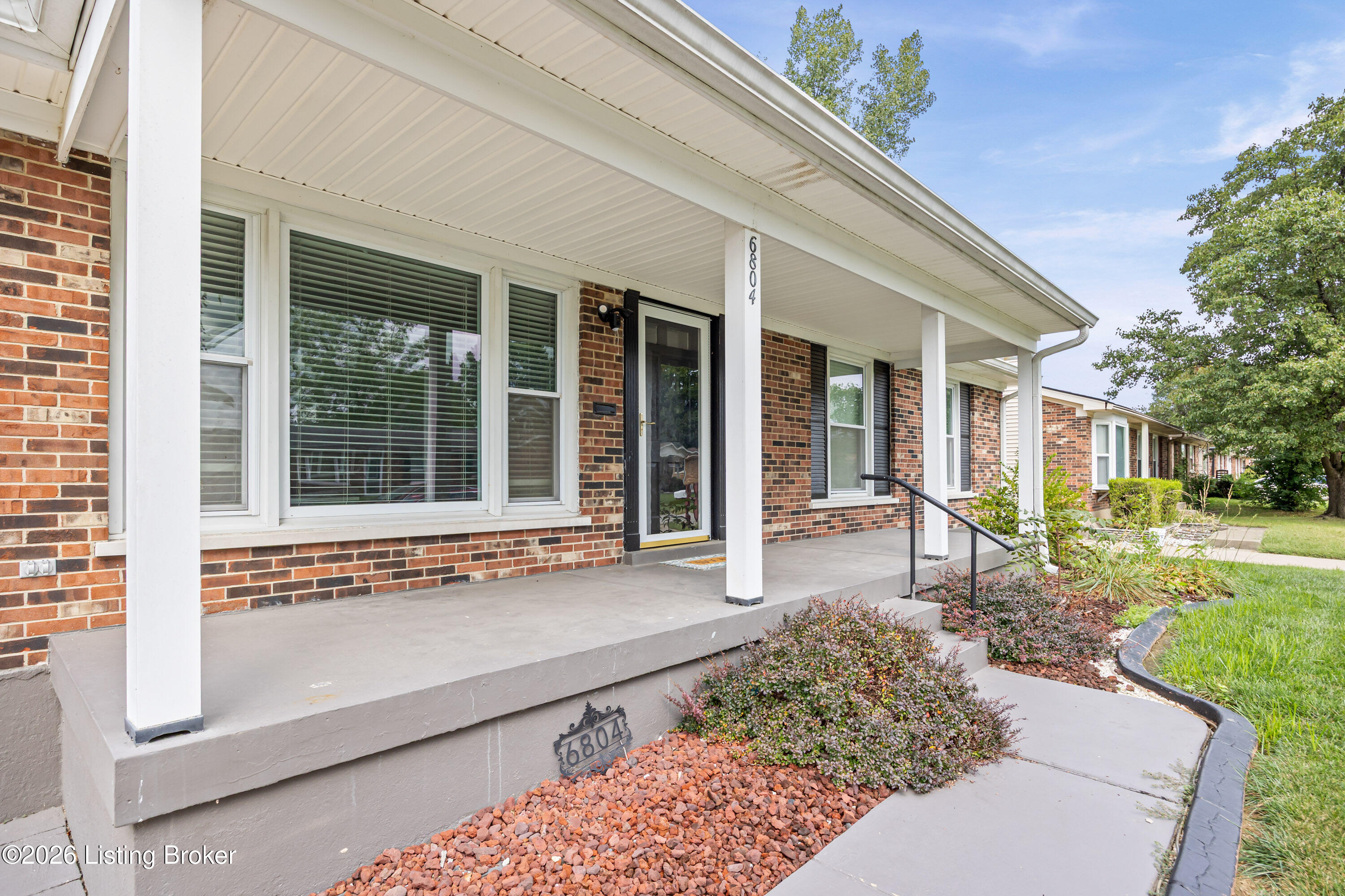 6804 Orange Blossom Rd Property Photo 2