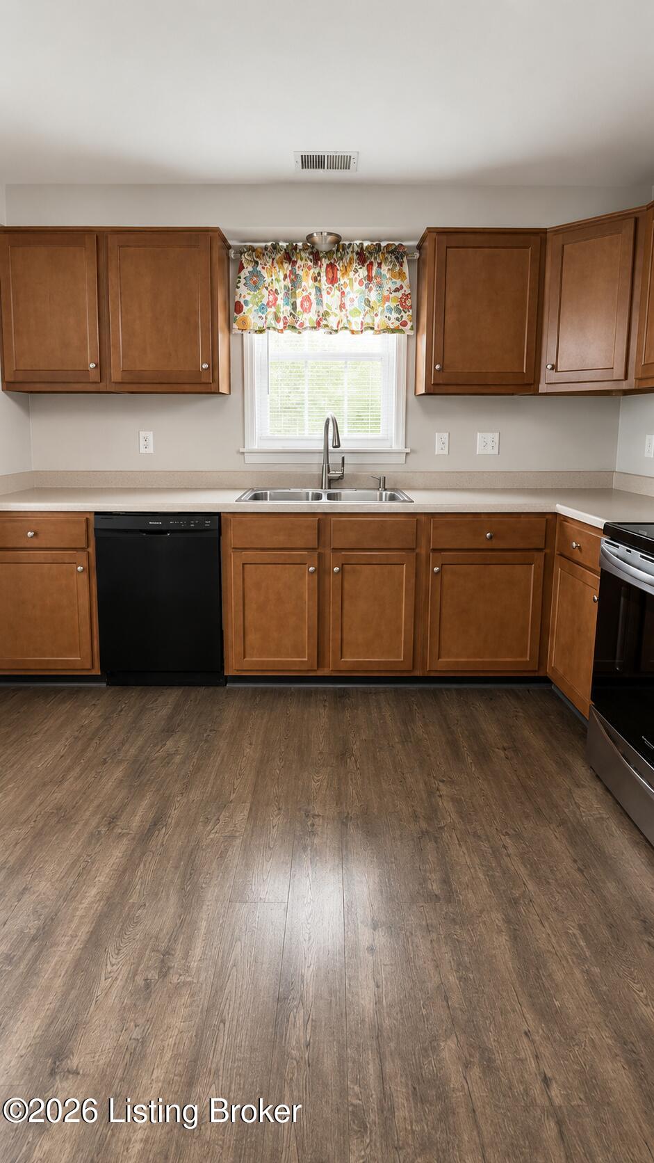 6216 Upper Hunters Trace Property Photo 10