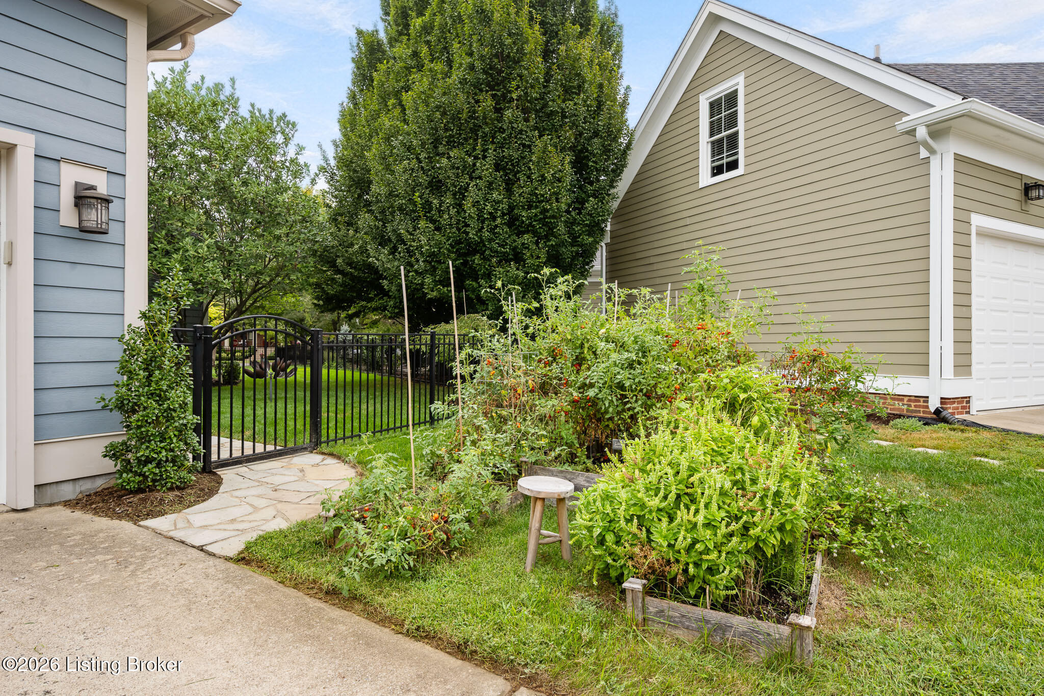 10500 Catfoot St Property Photo 62