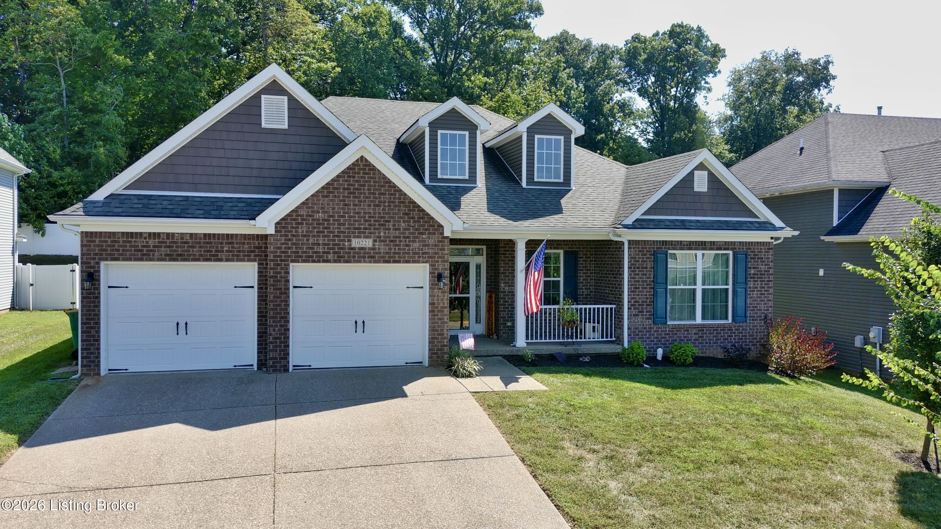 10221 Park Lake Dr Property Photo 1