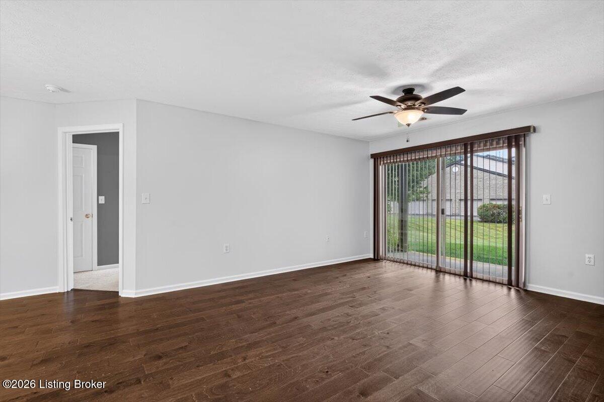 5301 Pacer Ln APT 102