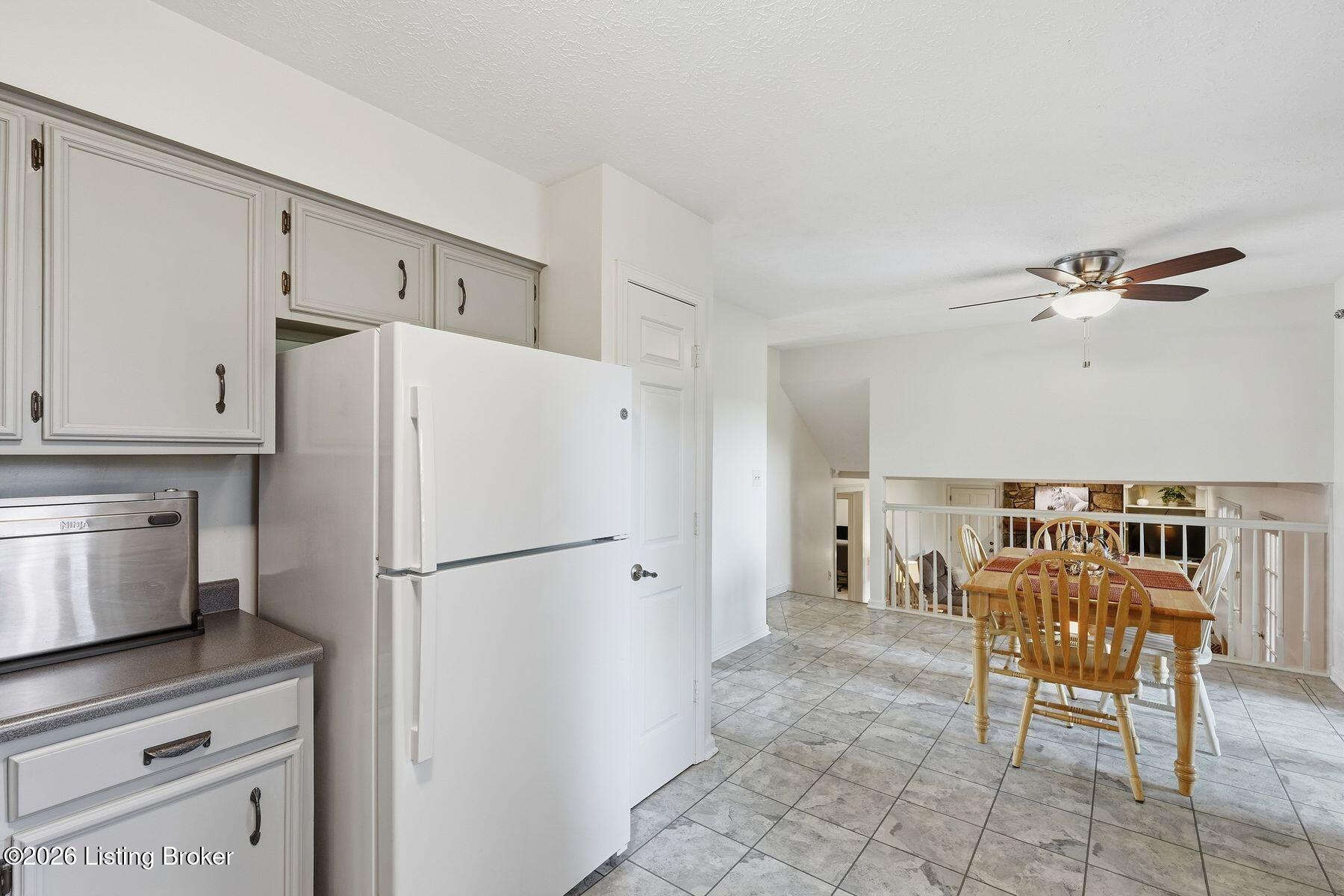 5806 Renada Dr Property Photo 14