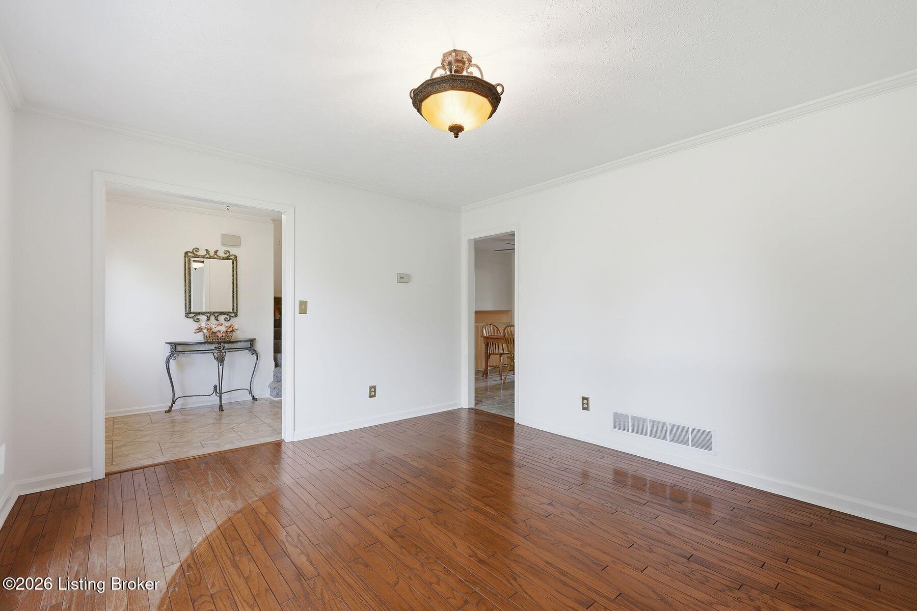 5806 Renada Dr Property Photo 16