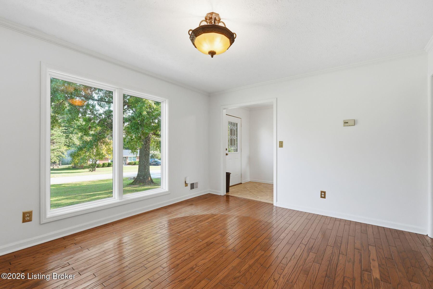 5806 Renada Dr Property Photo 17
