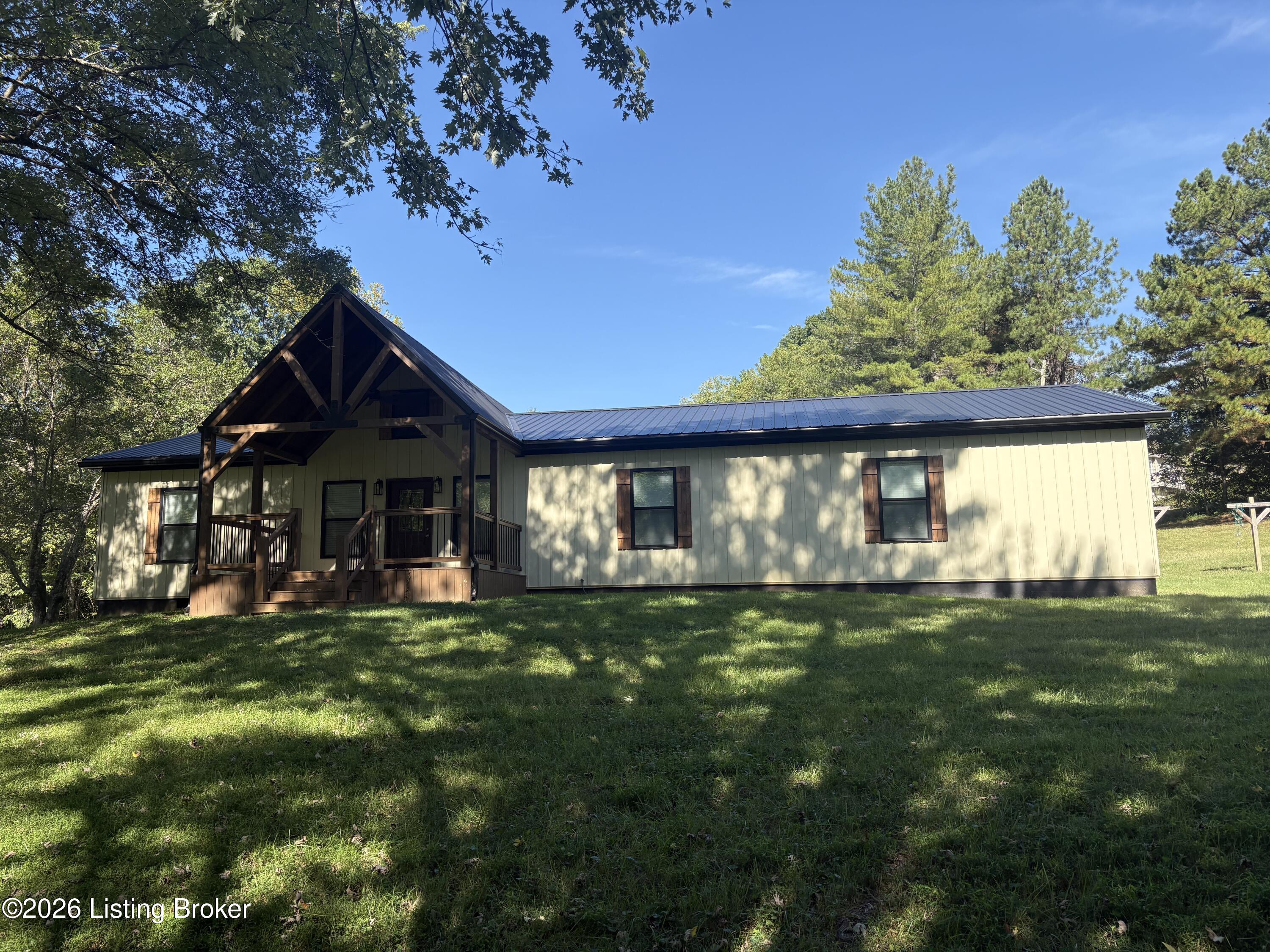 1825 Ky-1385 Property Photo 22