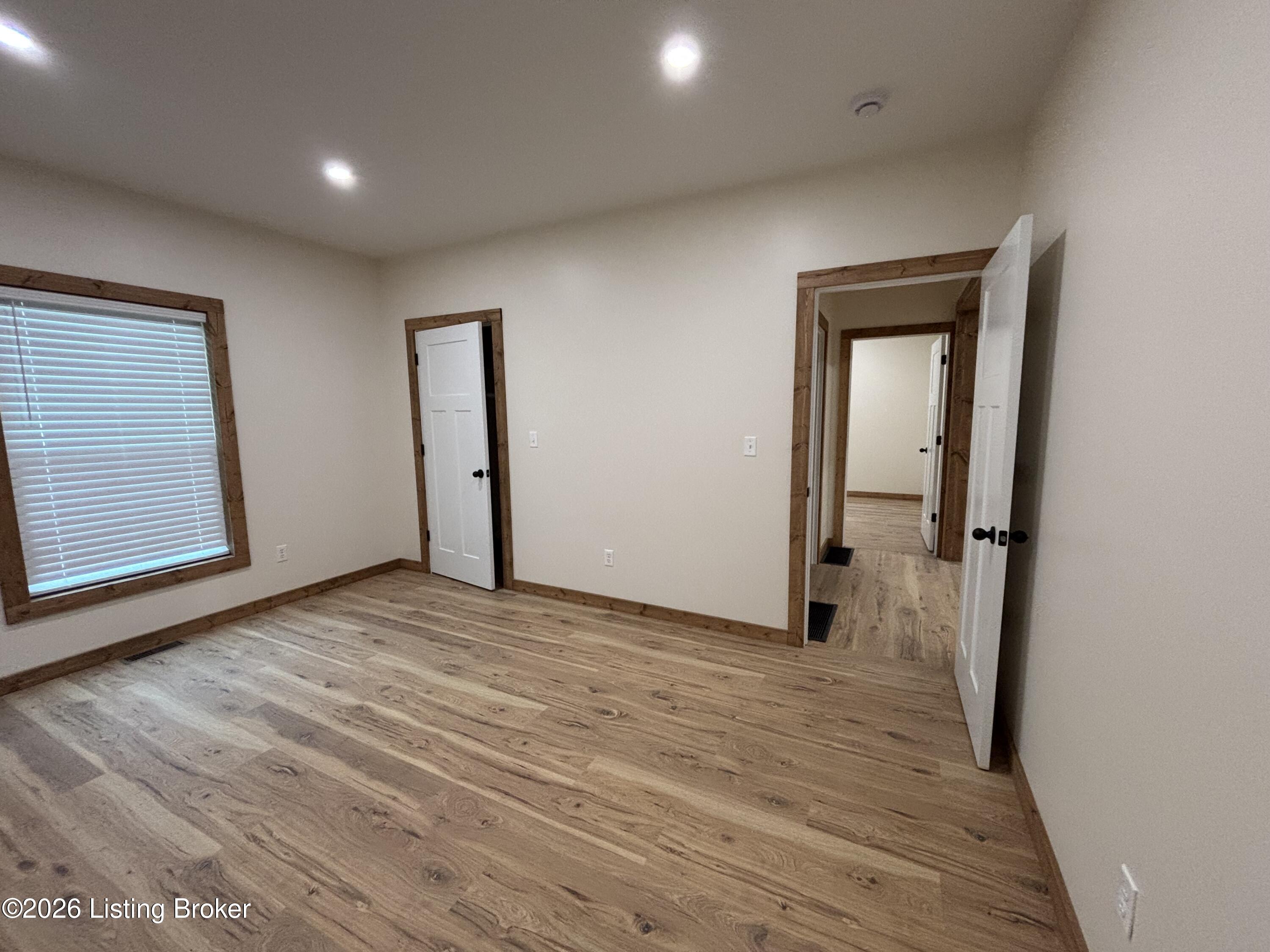 1825 Ky-1385 Property Photo 35