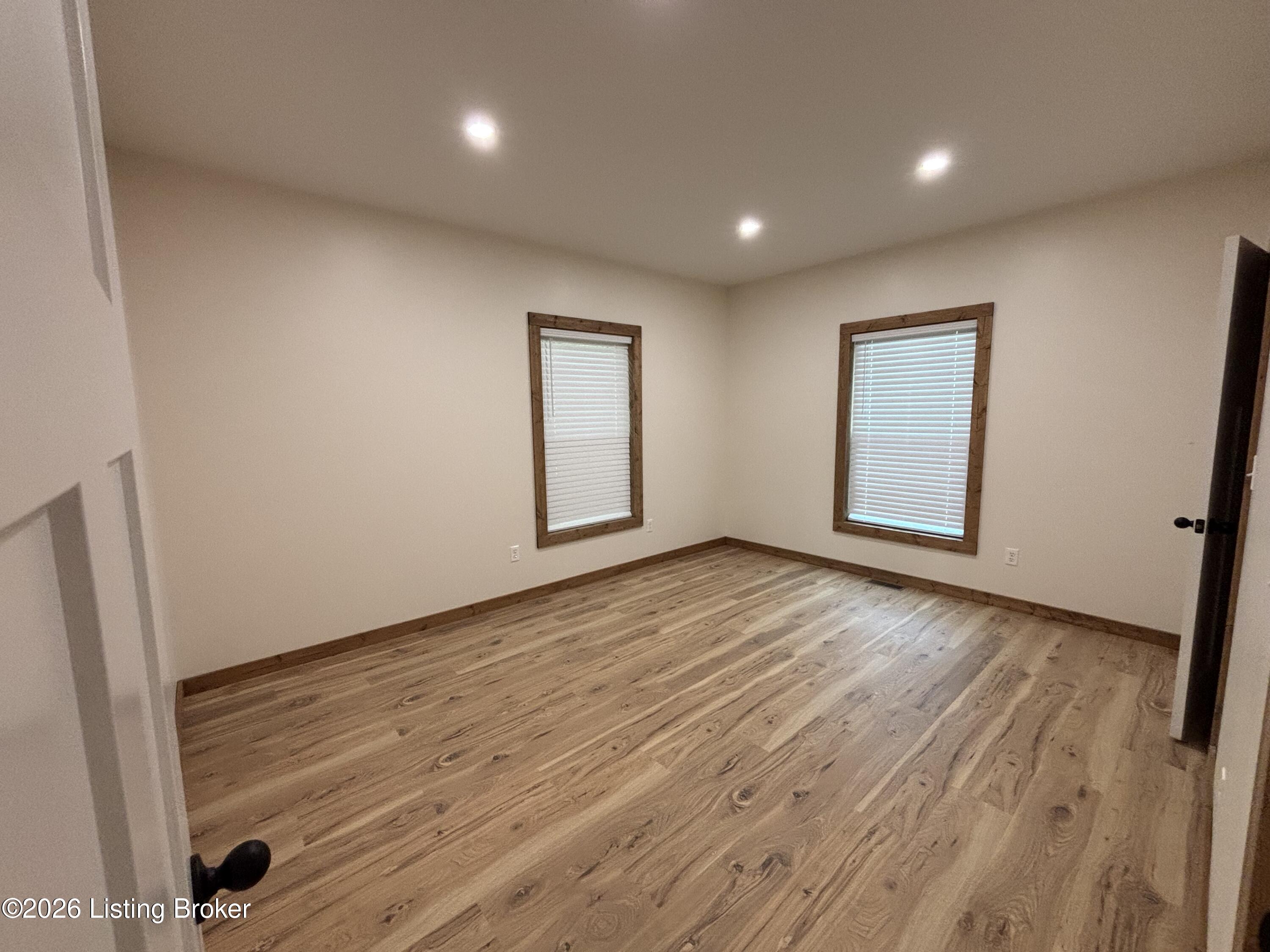 1825 Ky-1385 Property Photo 37