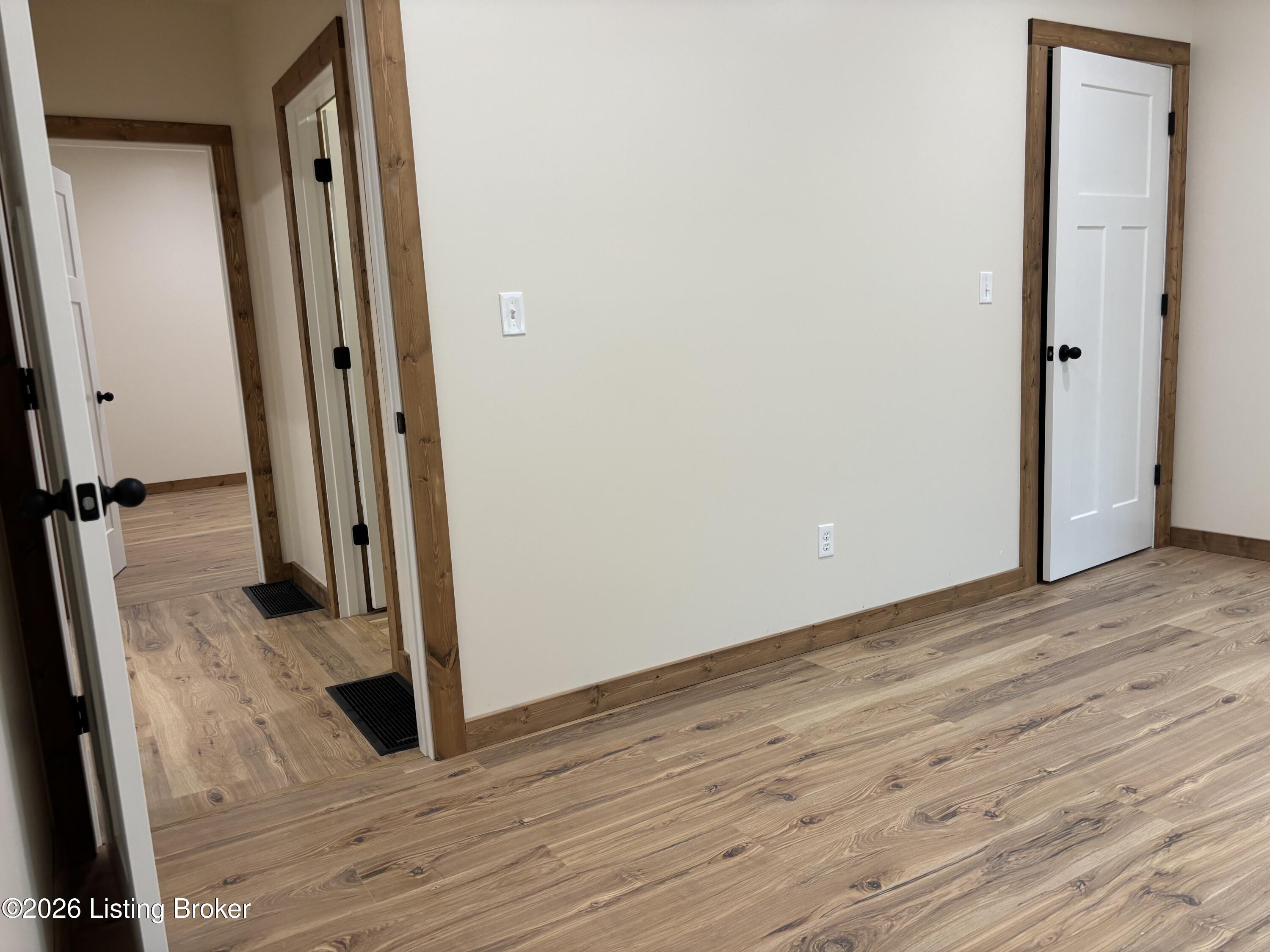 1825 Ky-1385 Property Photo 41