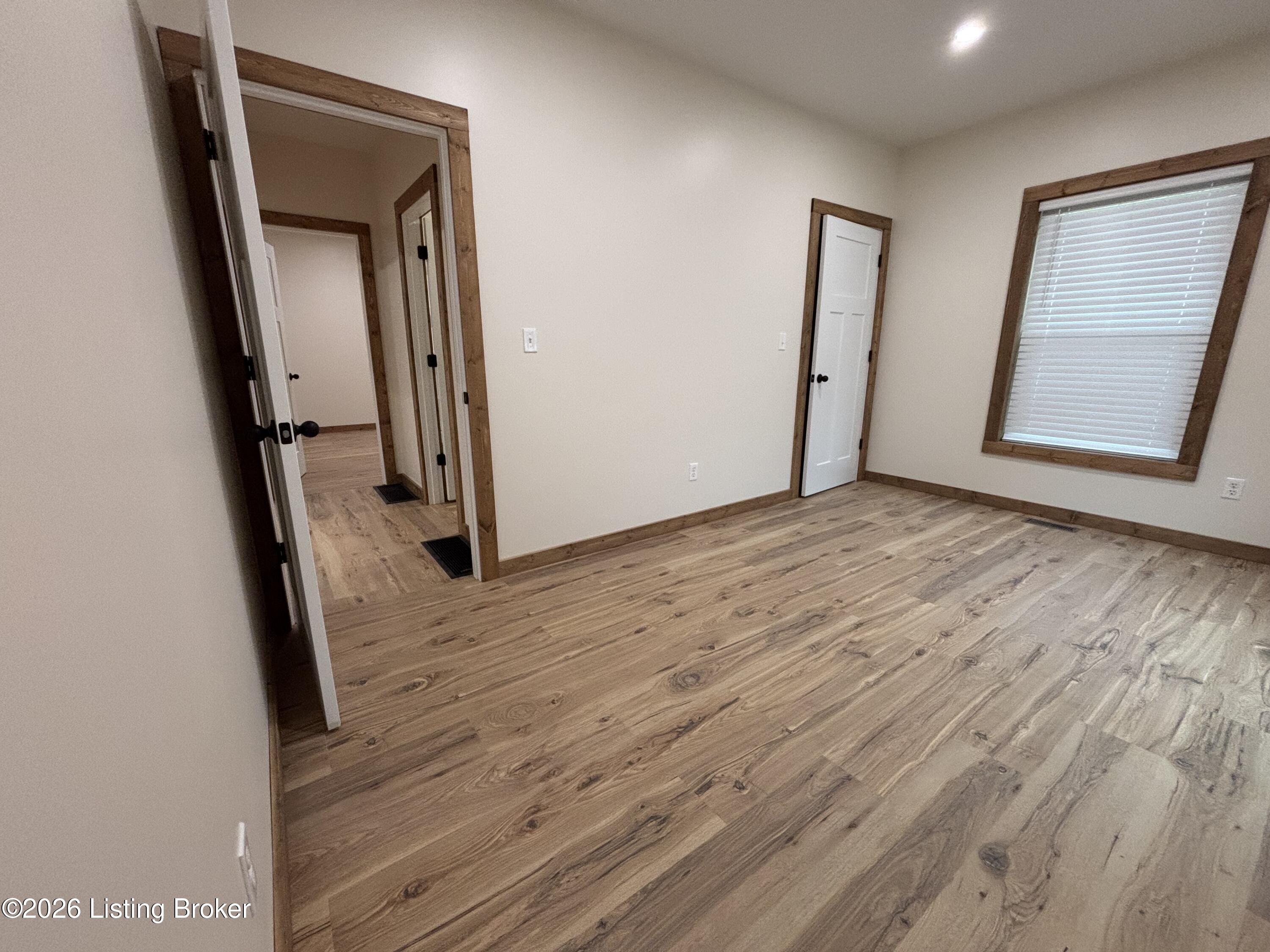 1825 Ky-1385 Property Photo 42