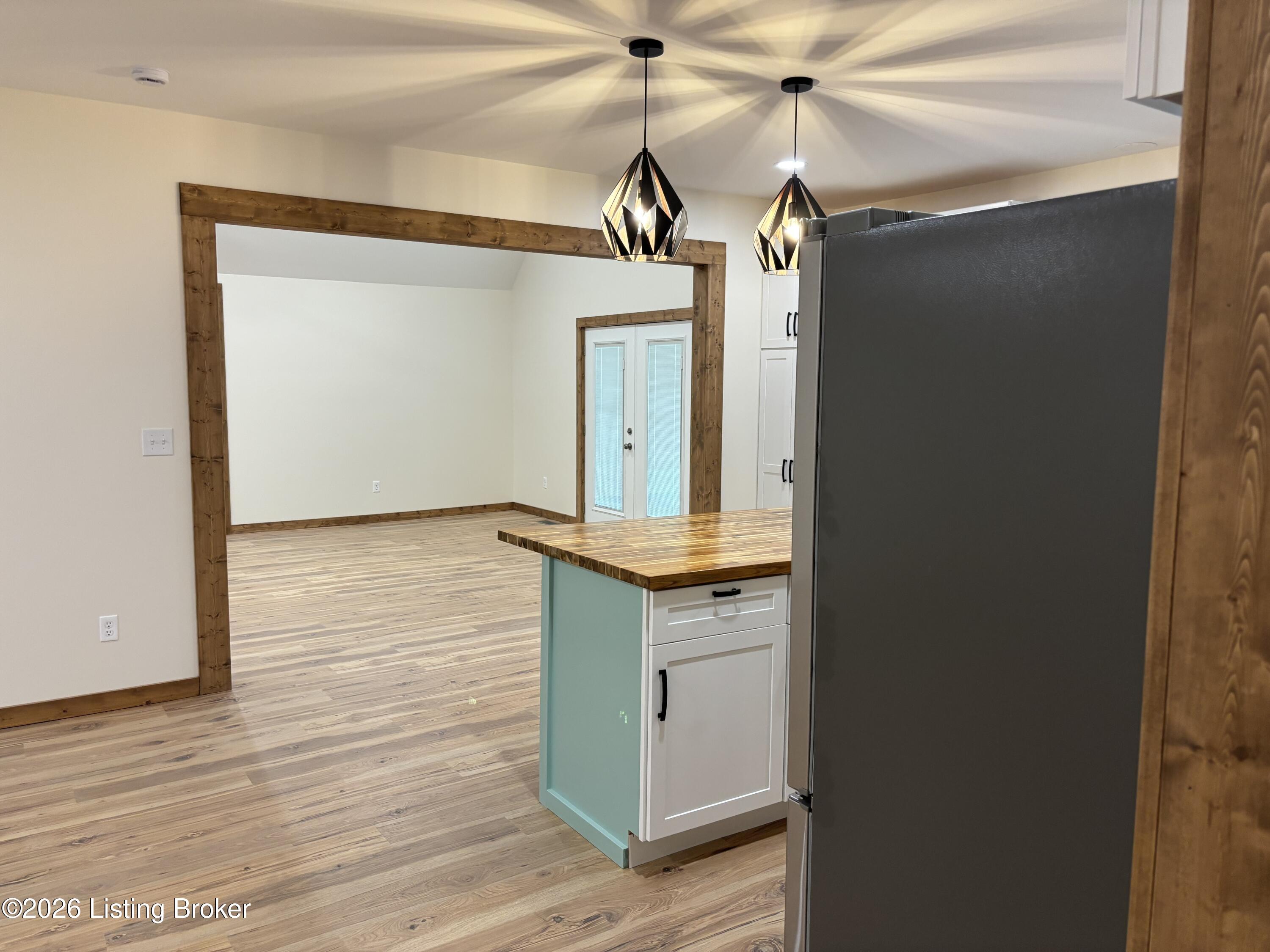 1825 Ky-1385 Property Photo 49