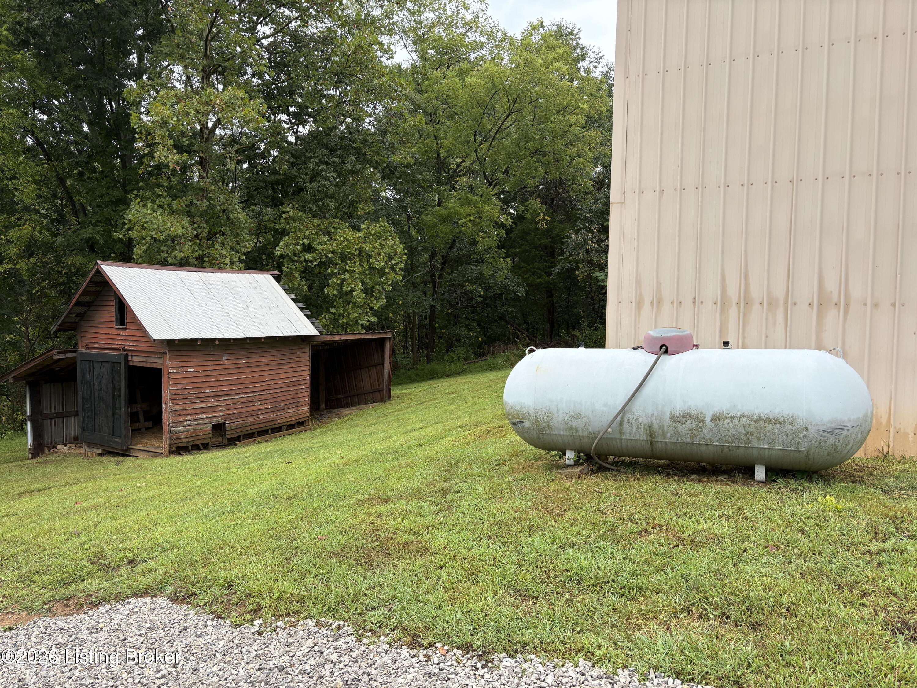 1825 Ky-1385 Property Photo 67