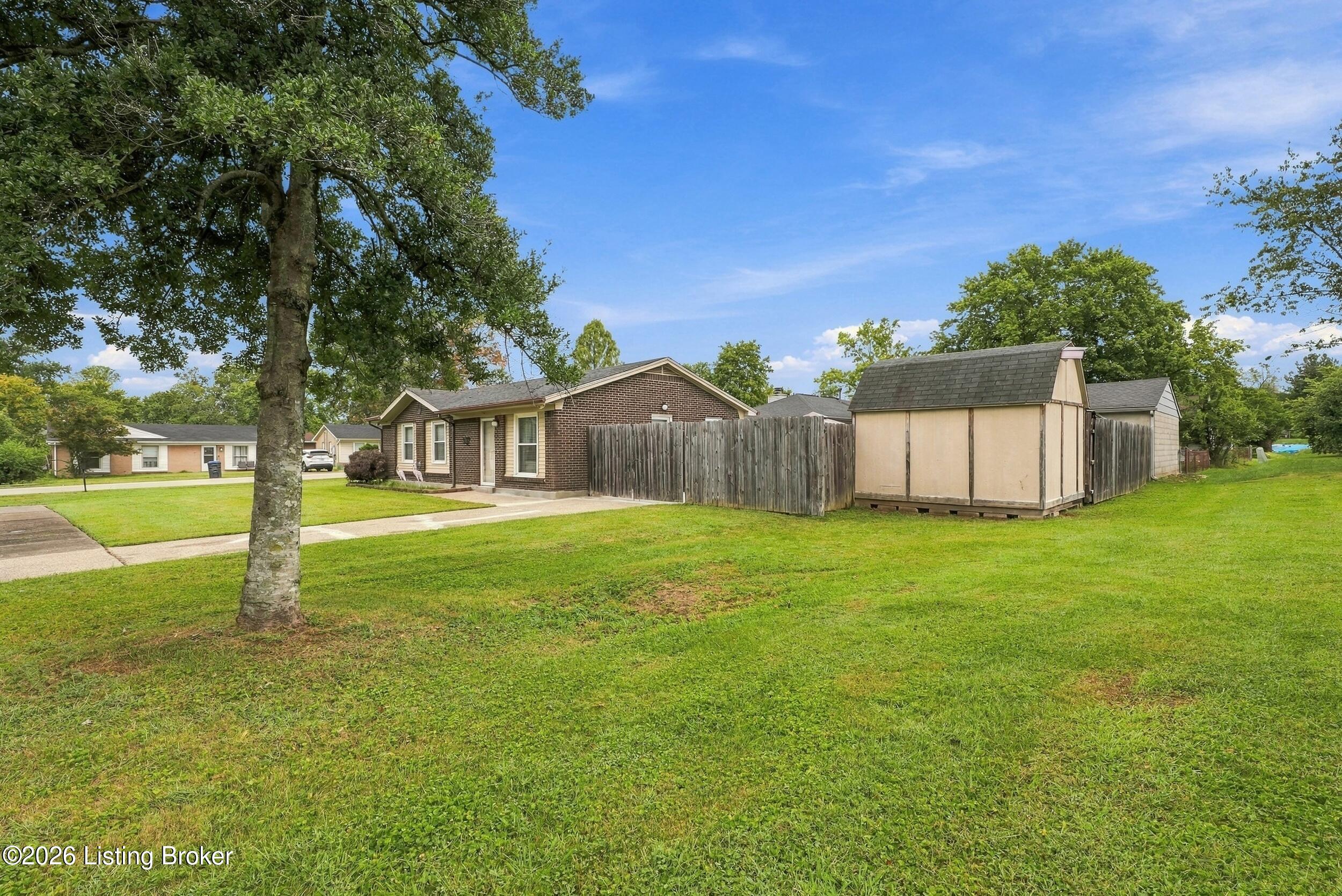 9801 Barnlake Dr Property Photo 3