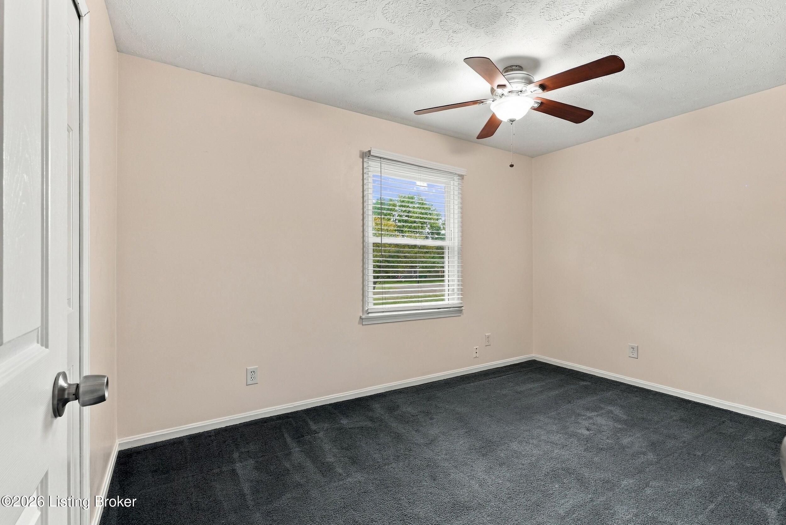 9801 Barnlake Dr Property Photo 11