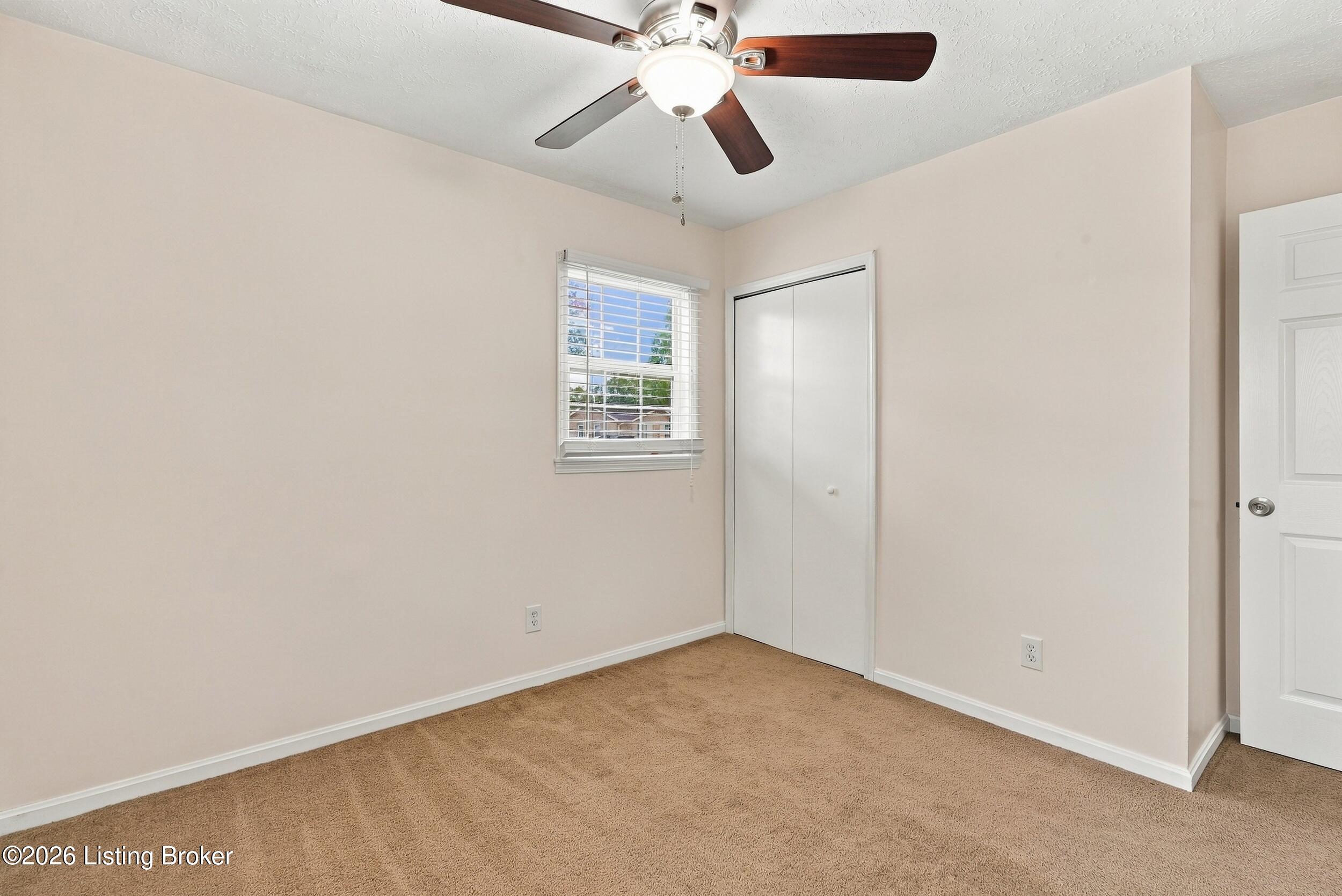 9801 Barnlake Dr Property Photo 16