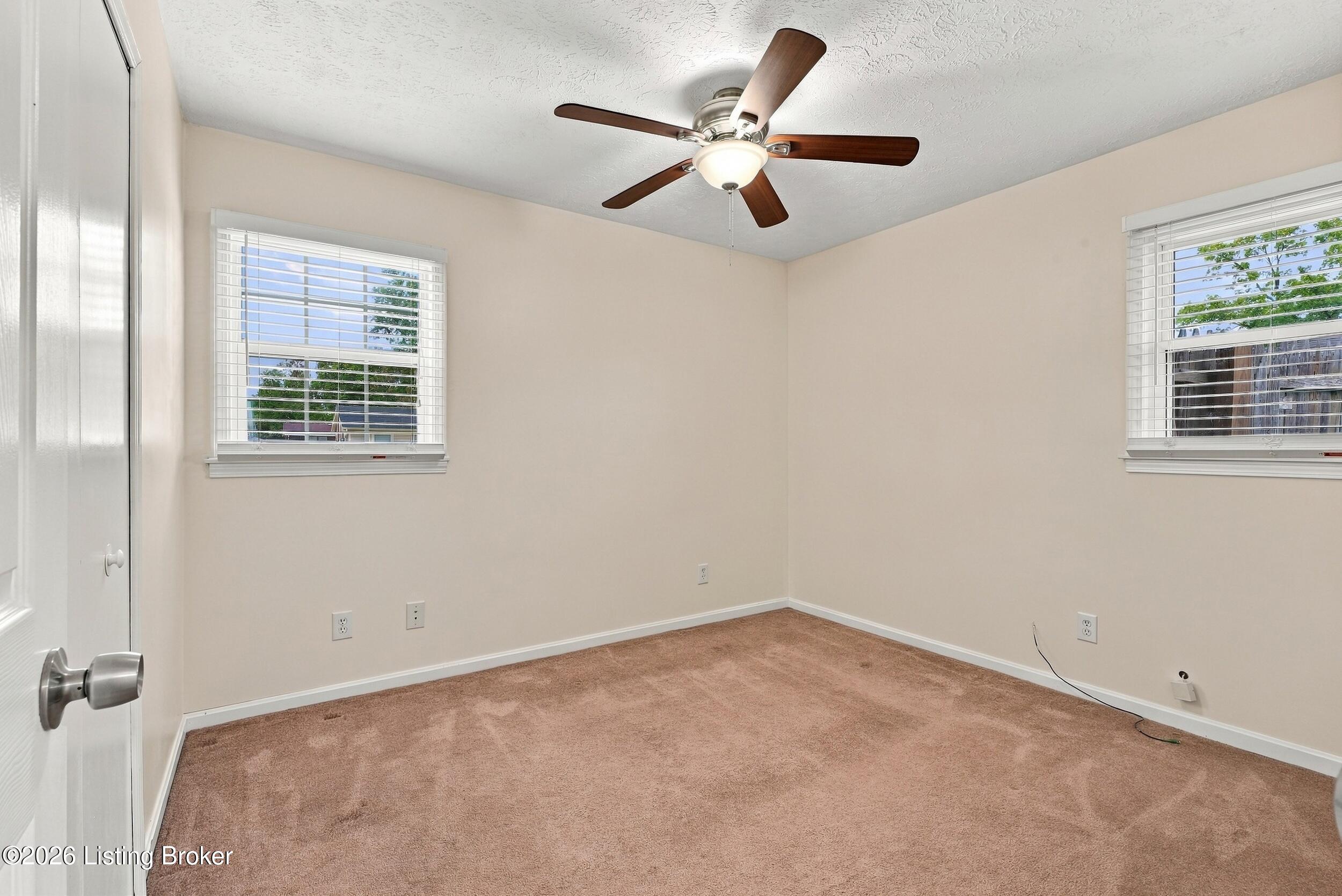 9801 Barnlake Dr Property Photo 19