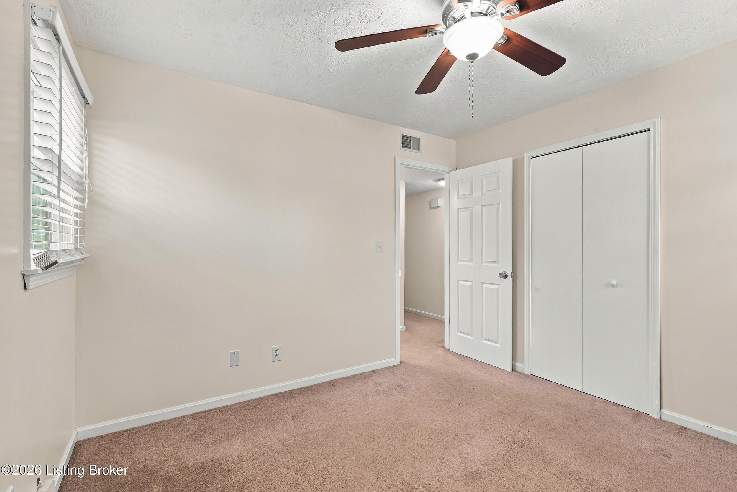 9801 Barnlake Dr Property Photo 20