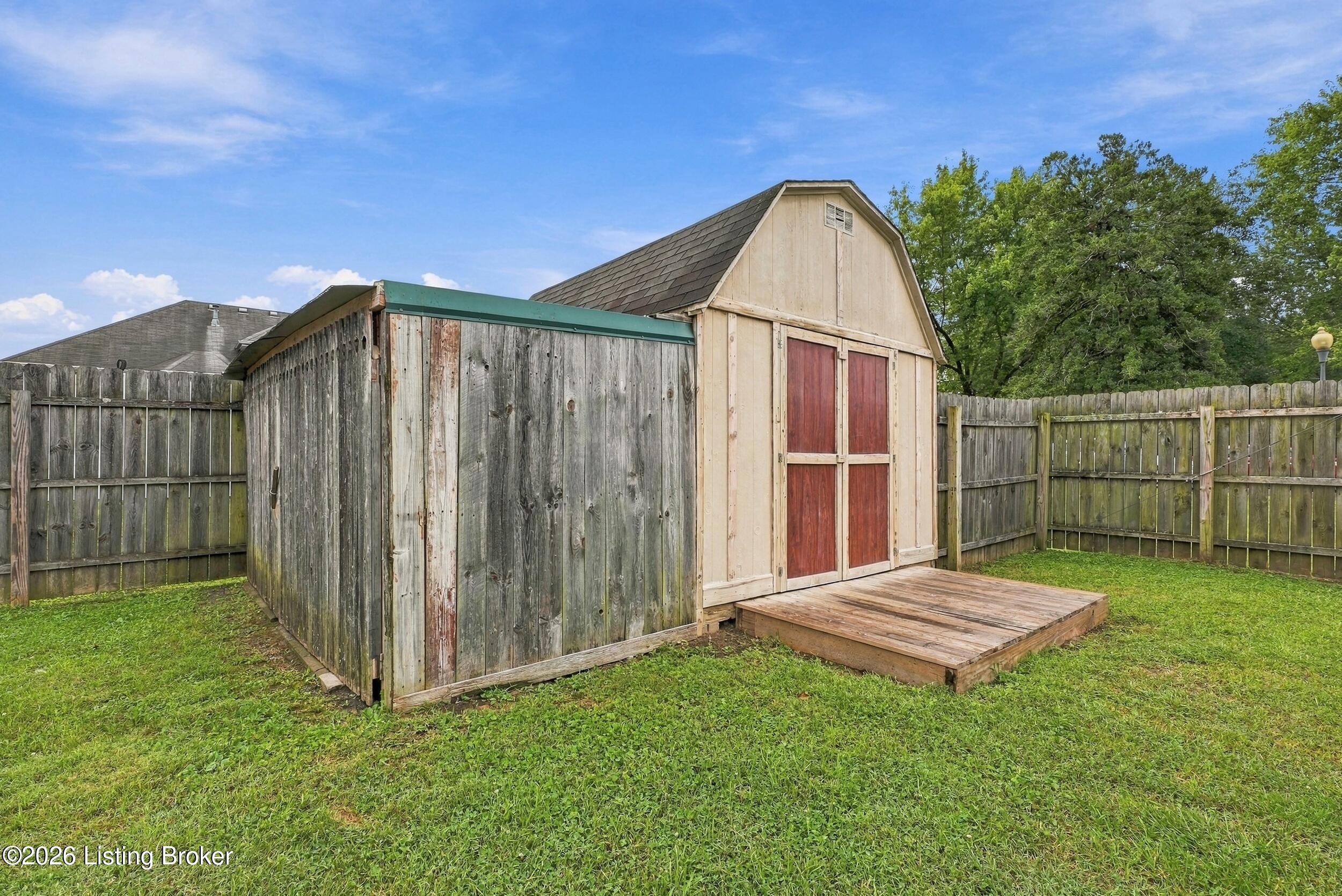 9801 Barnlake Dr Property Photo 33