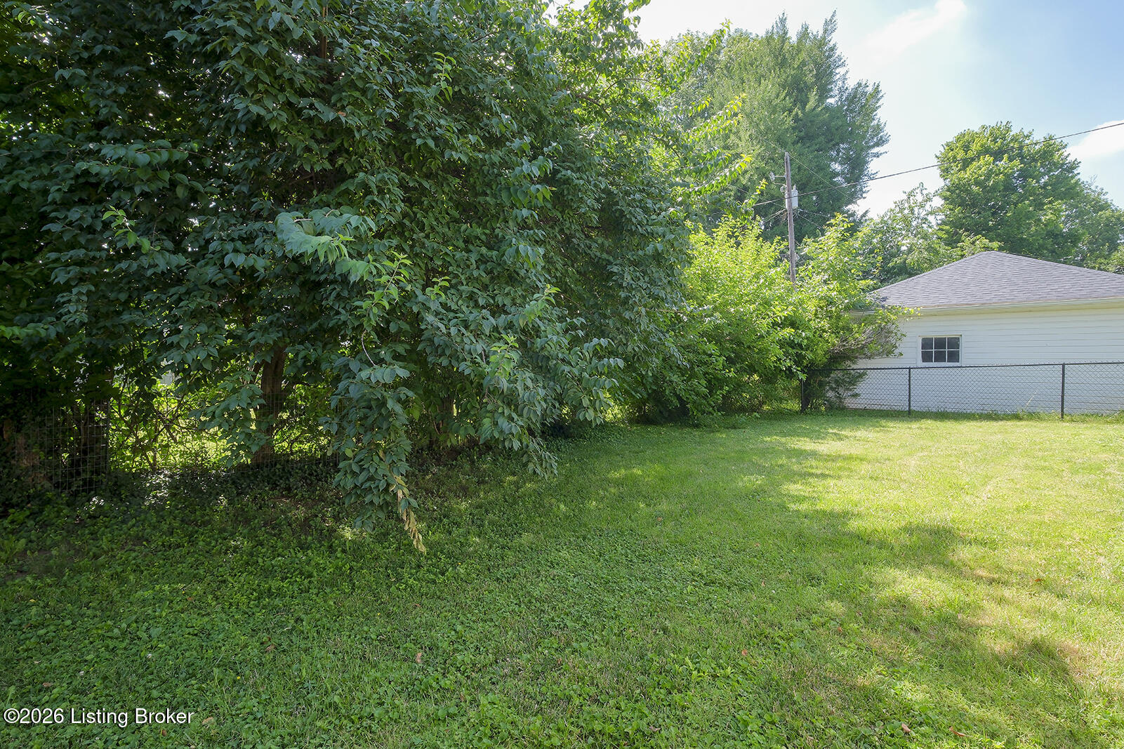 2510 Browns Ln Property Photo 5