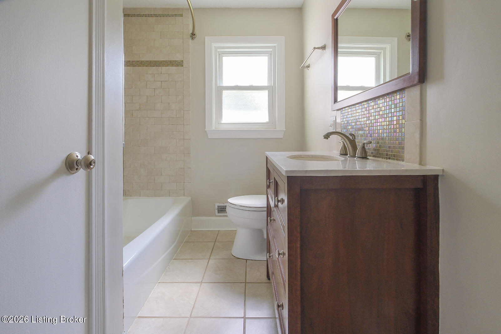 2510 Browns Ln Property Photo 9